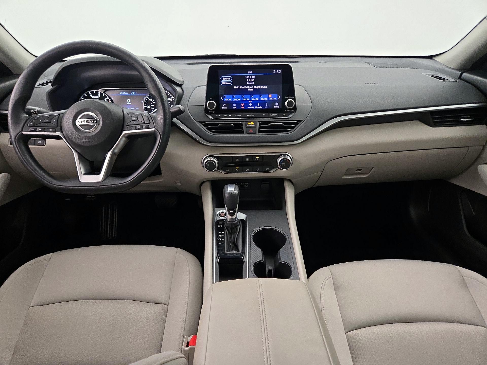 Thumbnail: 2019 Nissan Altima - 9