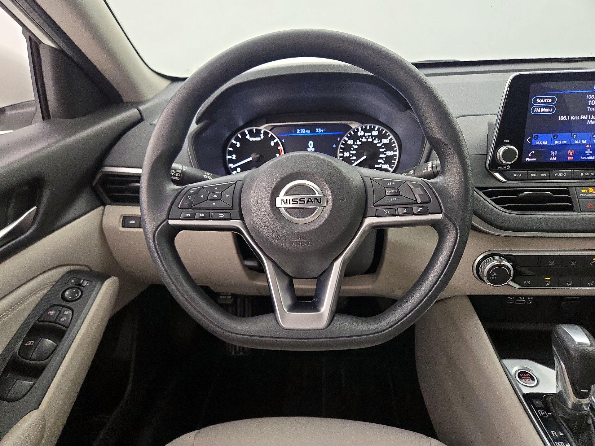 Thumbnail: 2019 Nissan Altima - 10