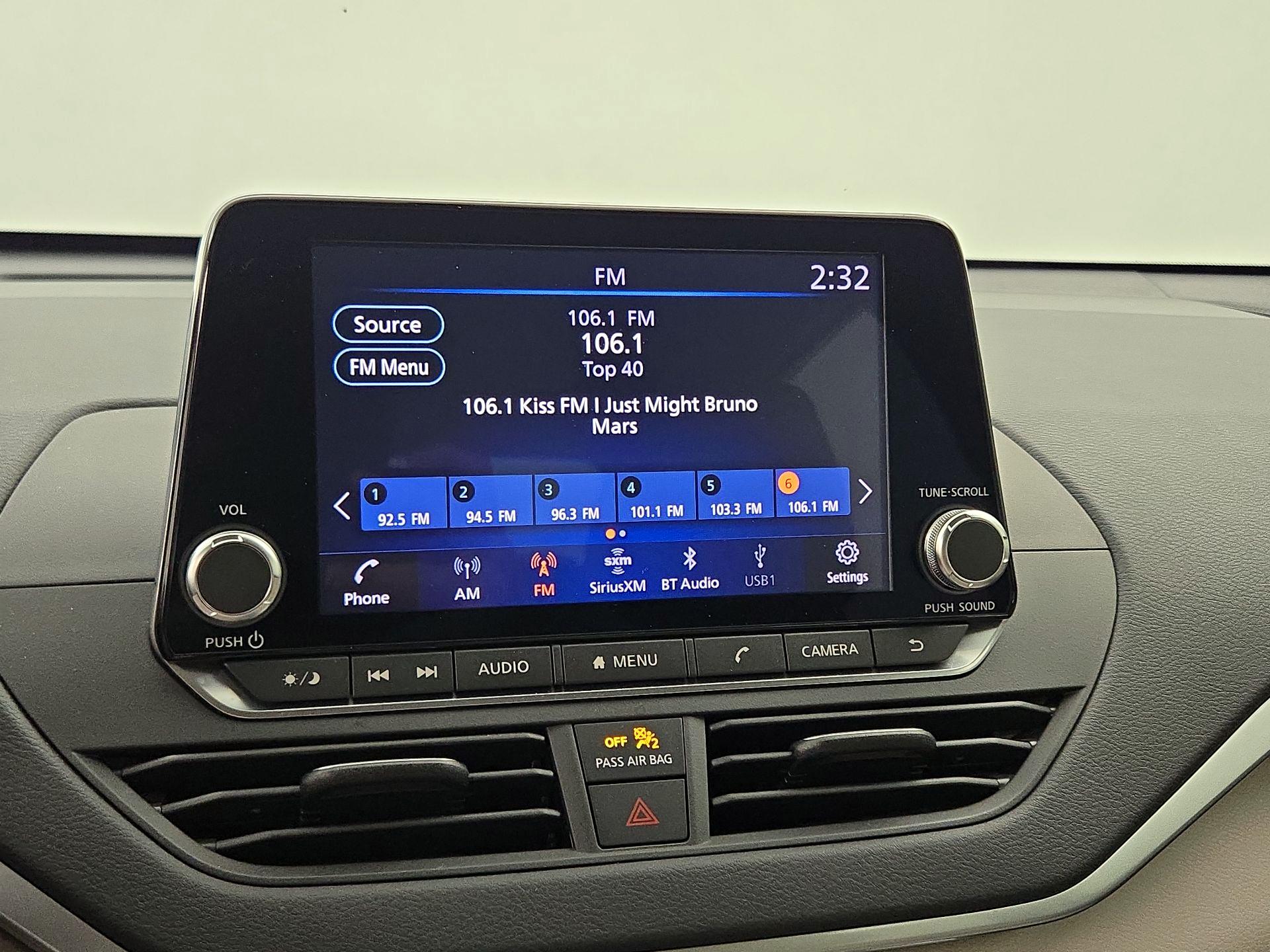 Thumbnail: 2019 Nissan Altima - 15