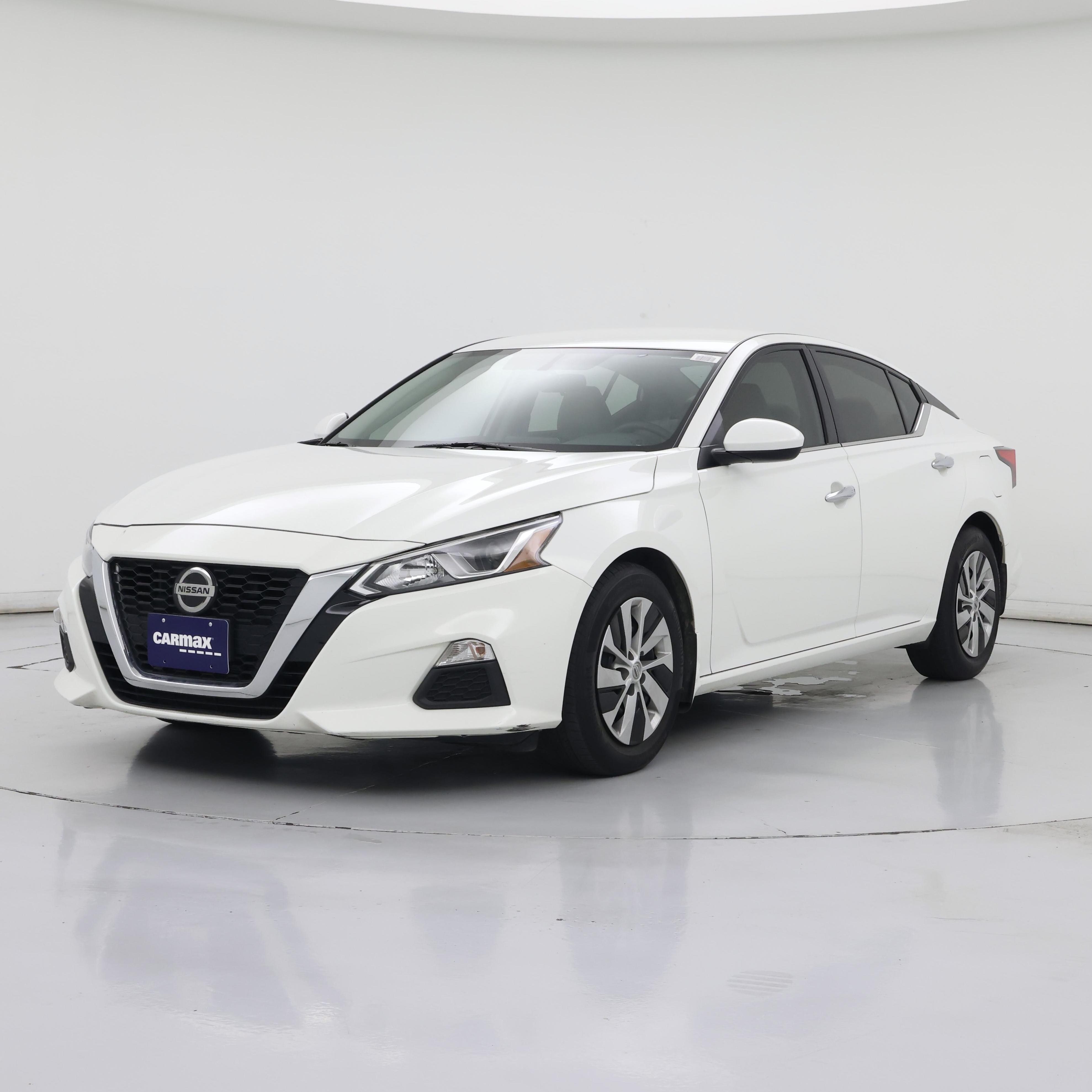 Thumbnail: 2019 Nissan Altima - 4