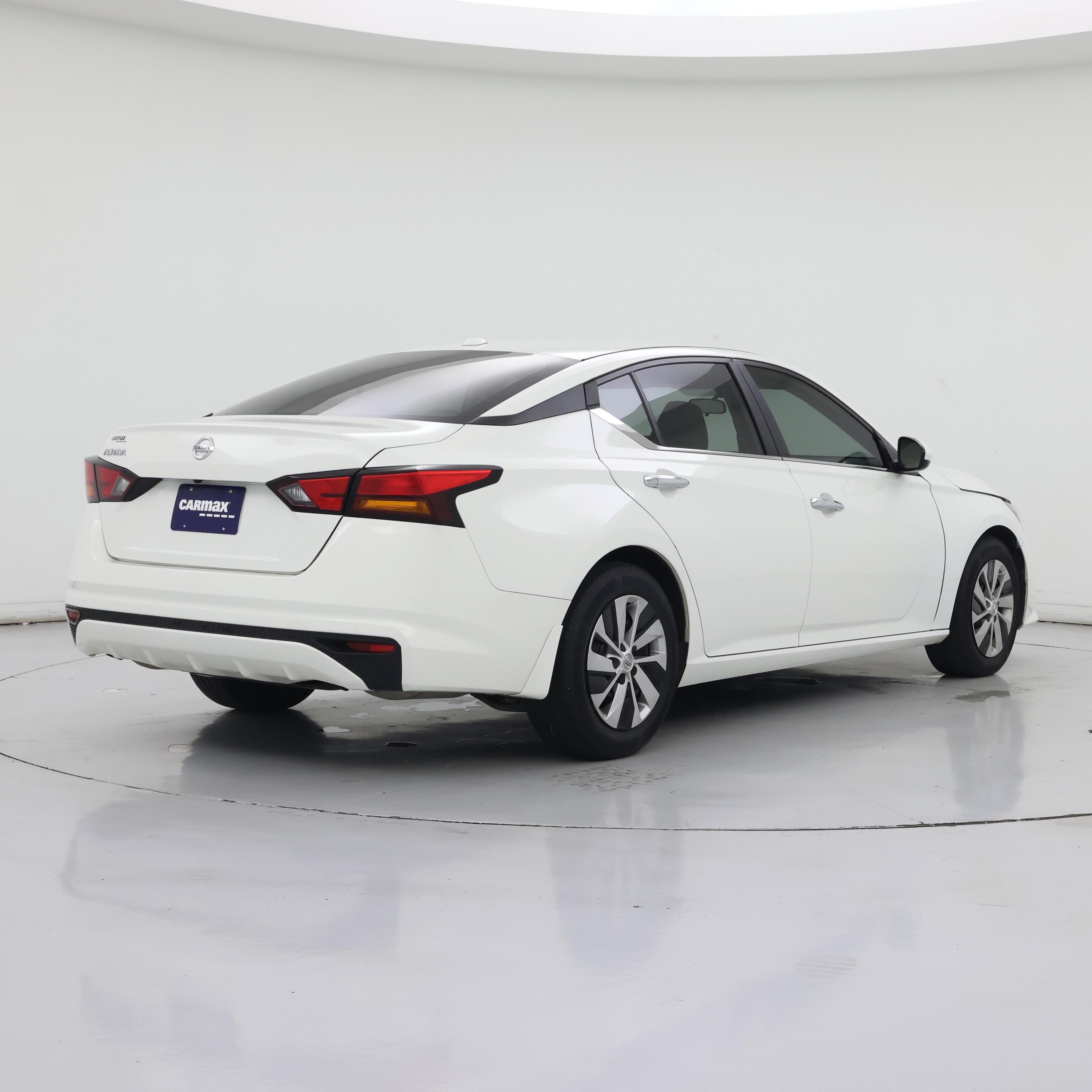 Thumbnail: 2019 Nissan Altima - 8