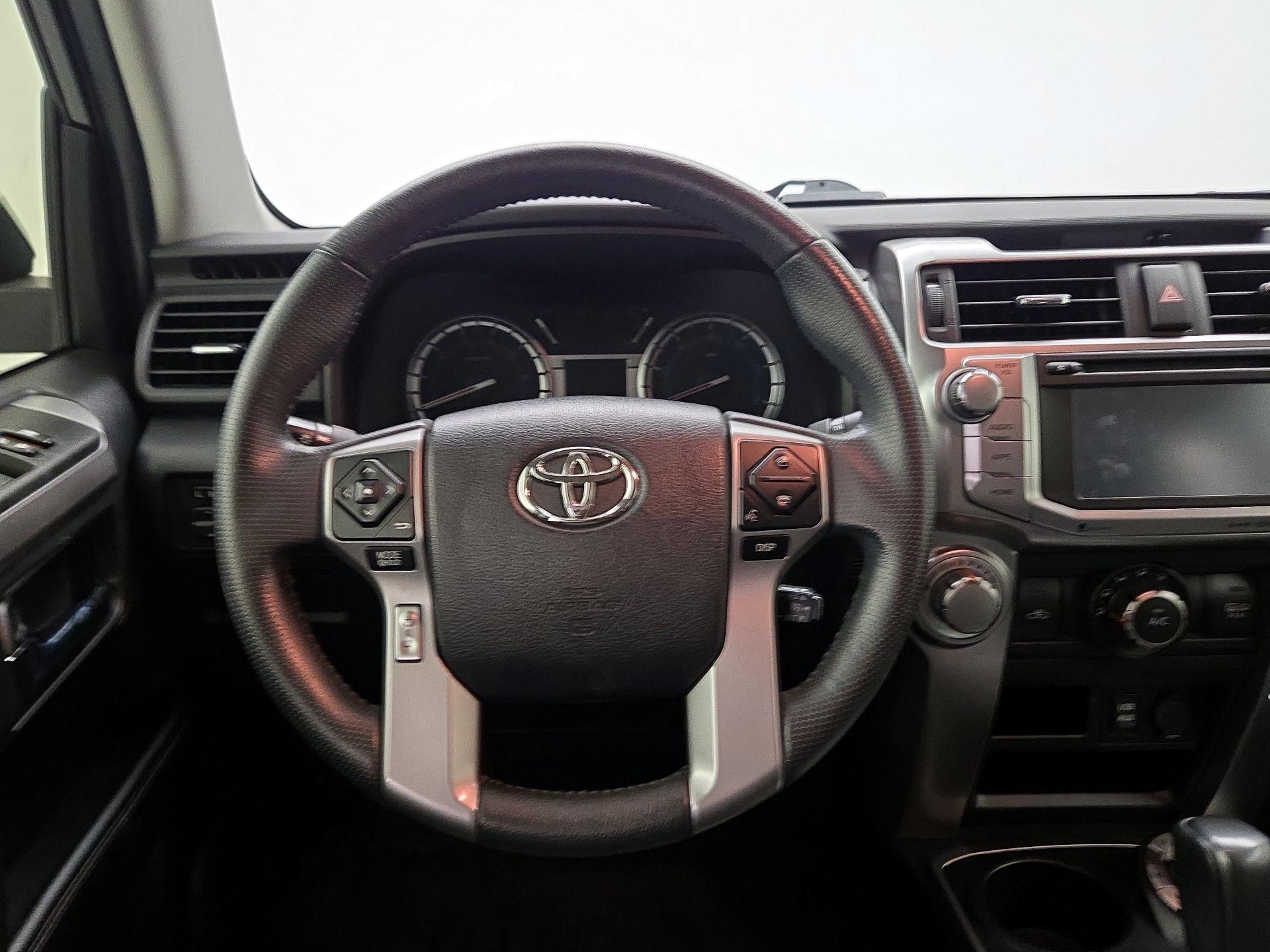 Thumbnail: 2019 Toyota 4Runner - 10