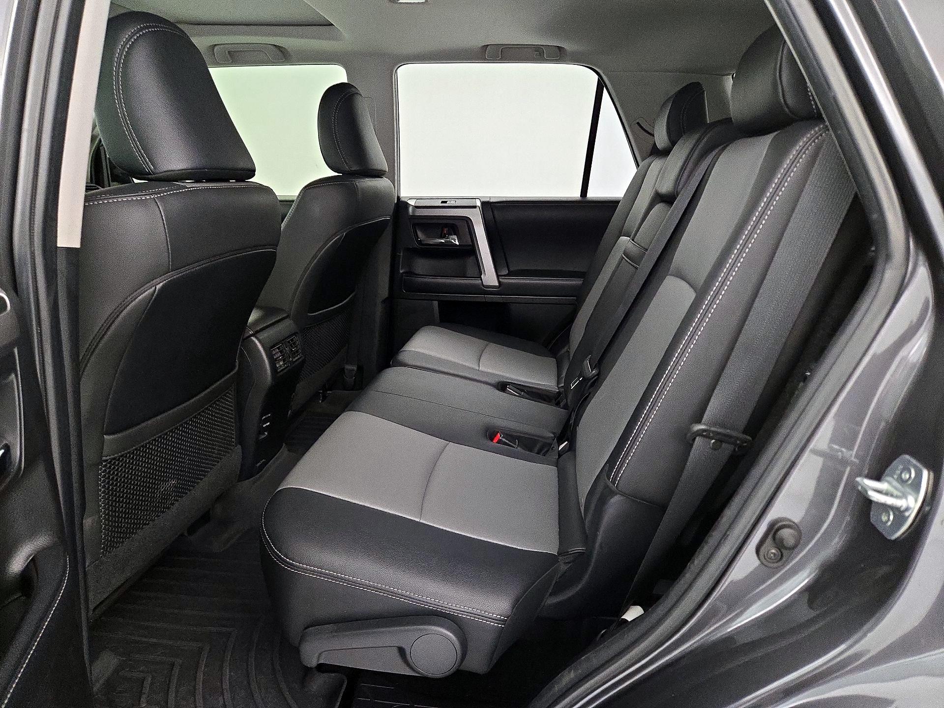 Thumbnail: 2019 Toyota 4Runner - 20