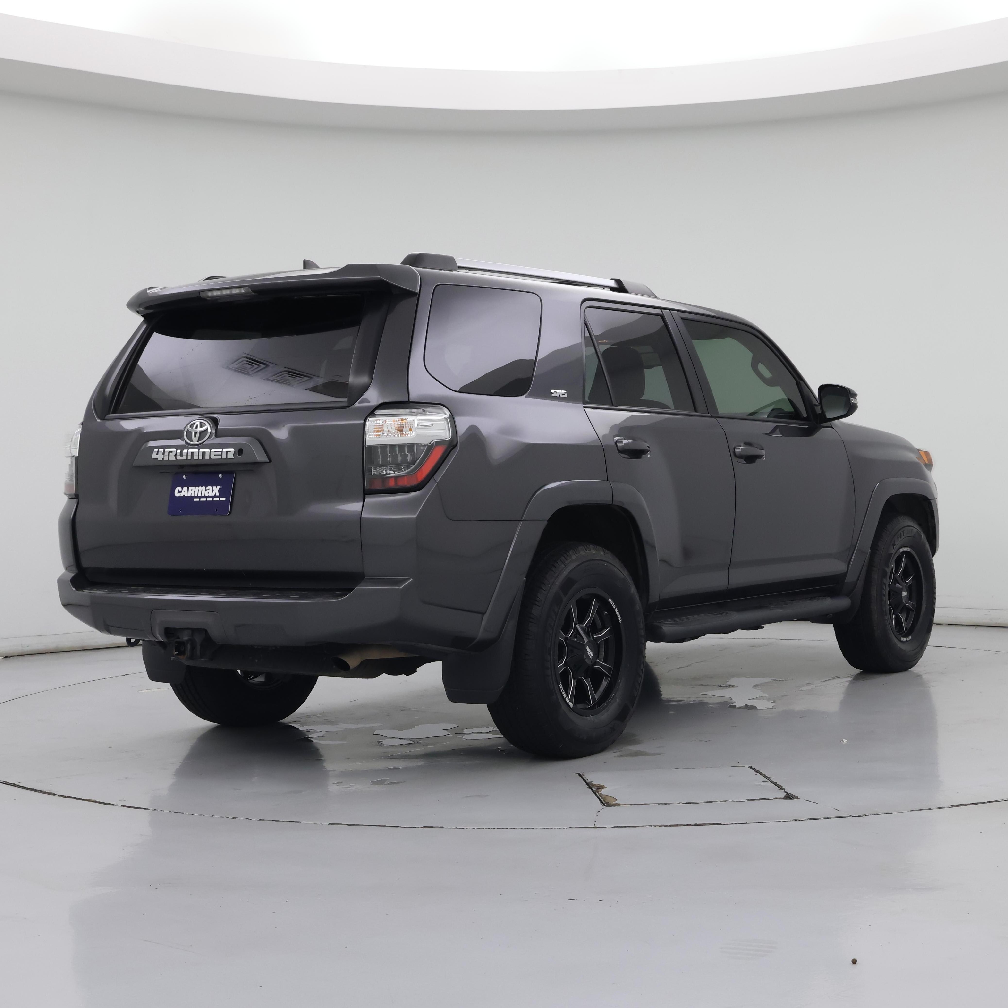 Thumbnail: 2019 Toyota 4Runner - 8