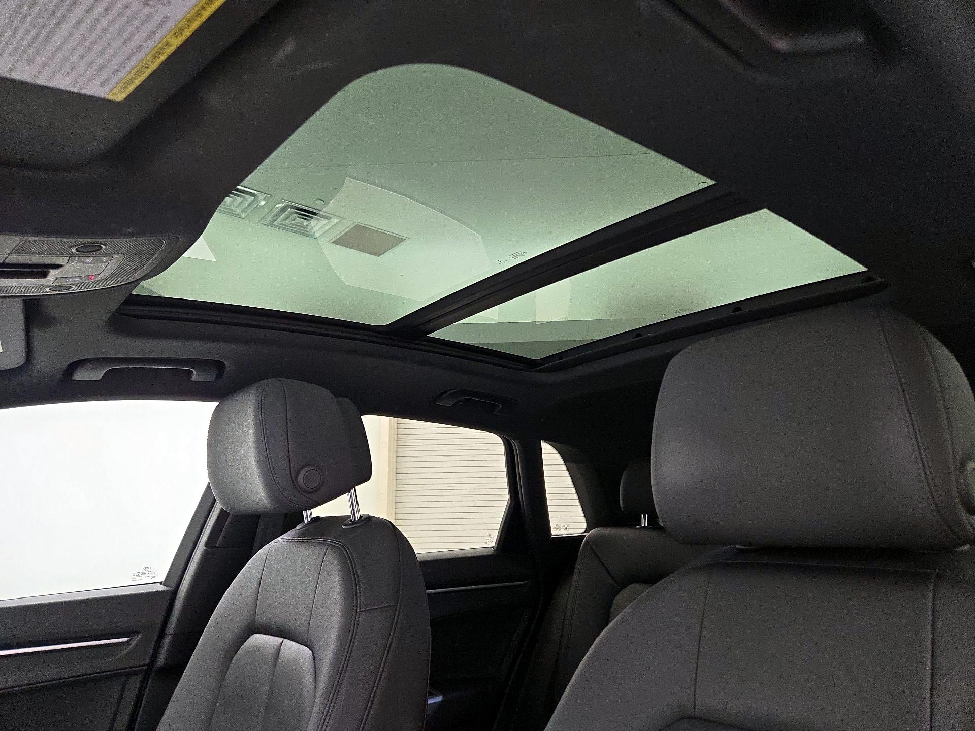 Thumbnail: 2020 Audi Q3 - 19