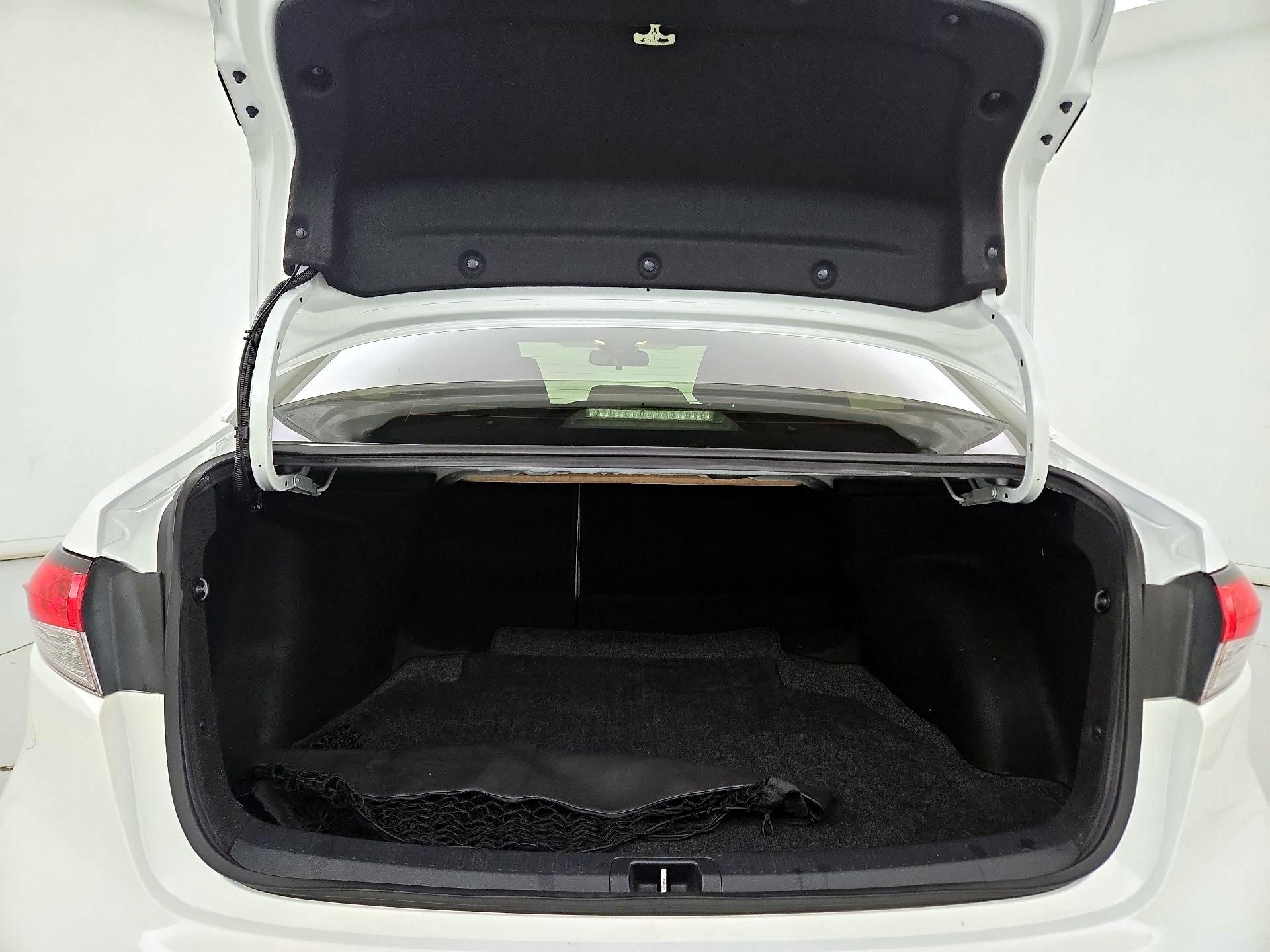 Thumbnail: 2020 Toyota Corolla - 20