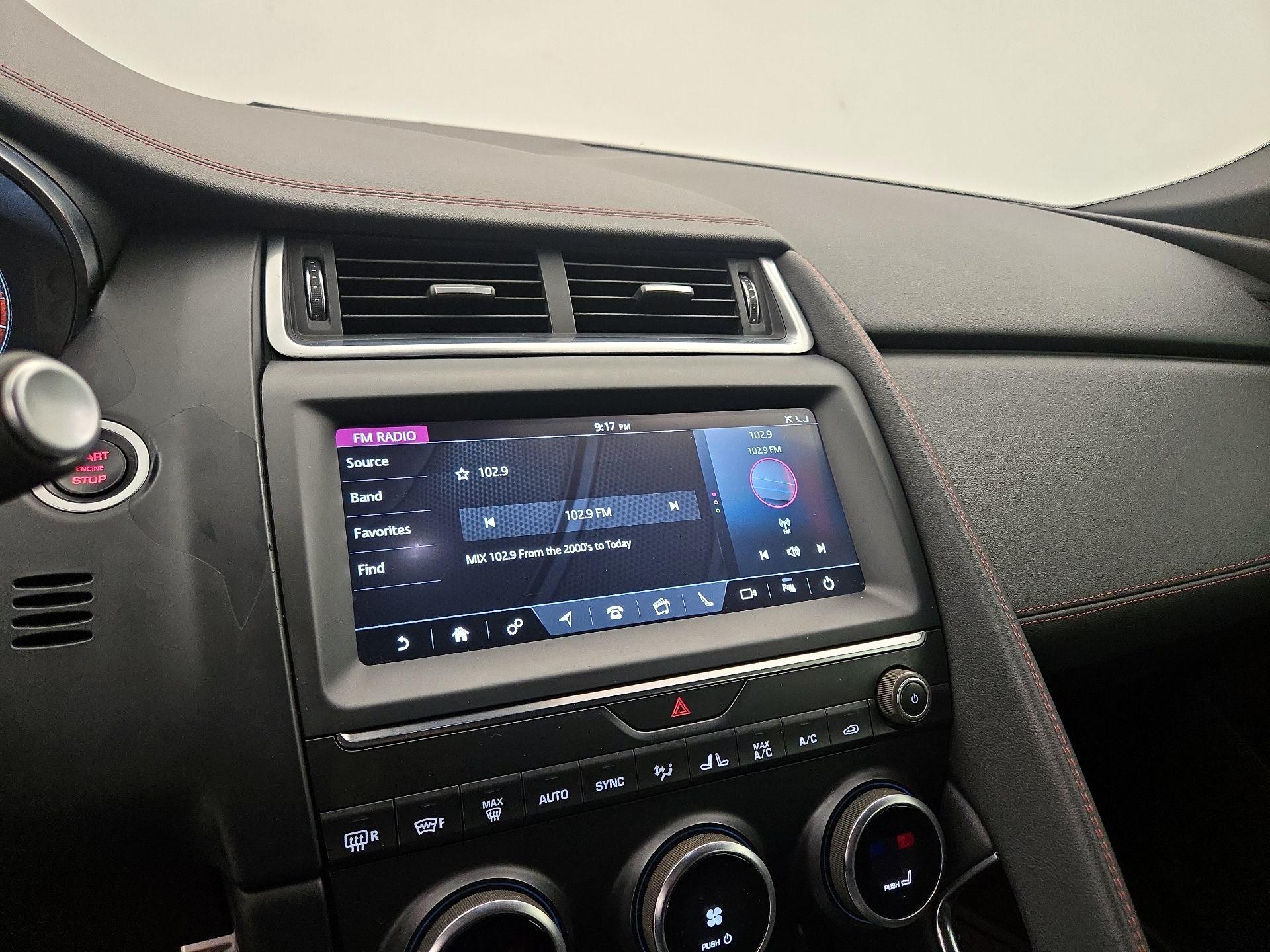 Thumbnail: 2020 Jaguar E-Pace - 16