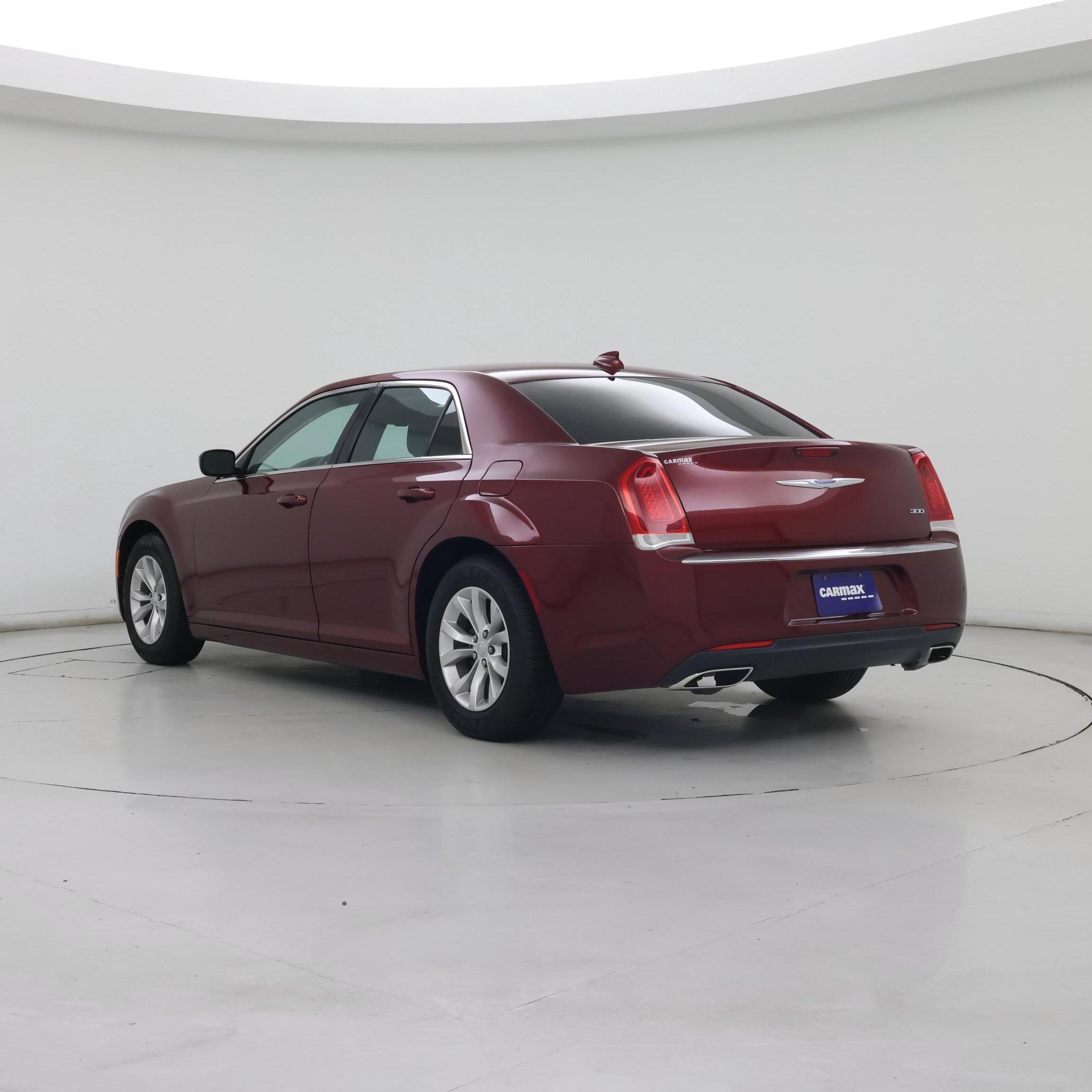 Thumbnail: 2022 Chrysler 300 - 2