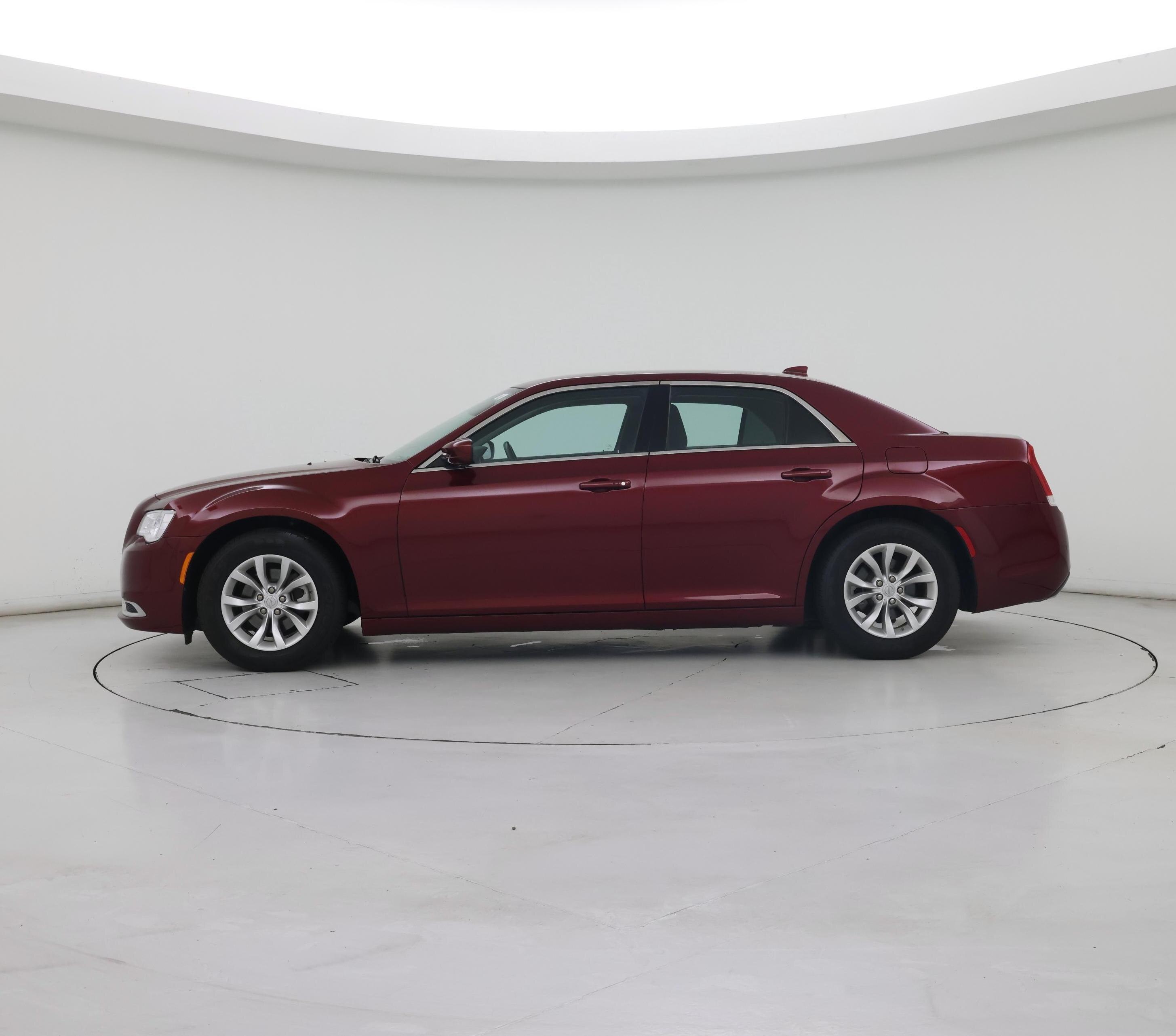 Thumbnail: 2022 Chrysler 300 - 3