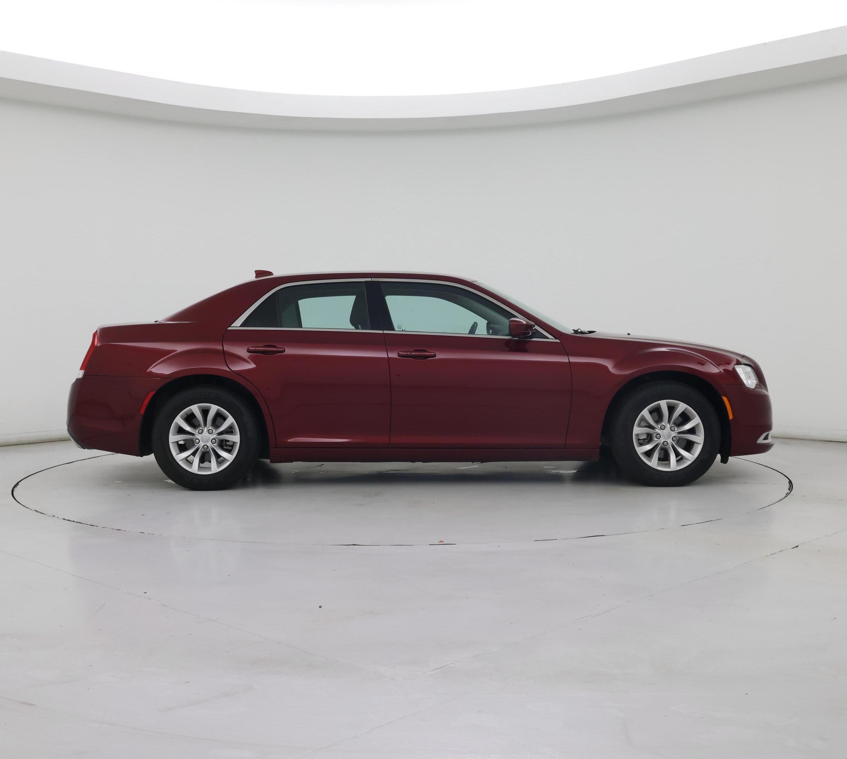 Thumbnail: 2022 Chrysler 300 - 7