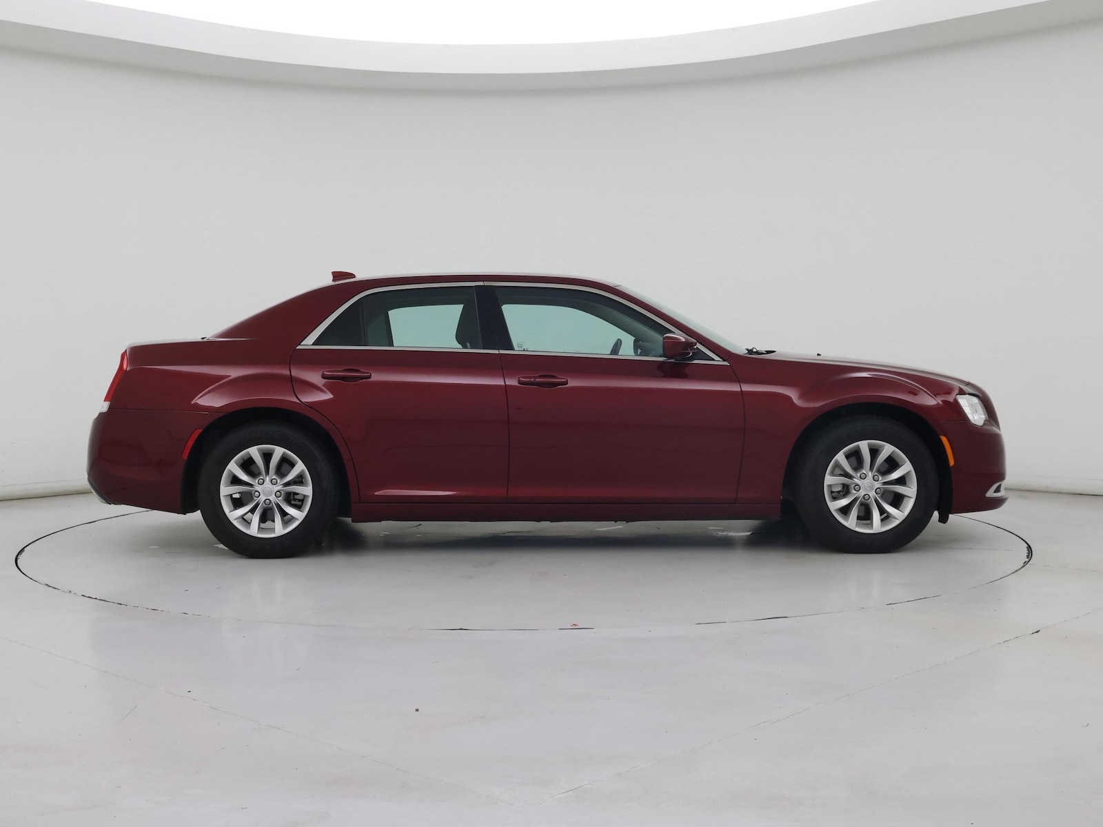 2022 Chrysler 300 Touring - Photo 8