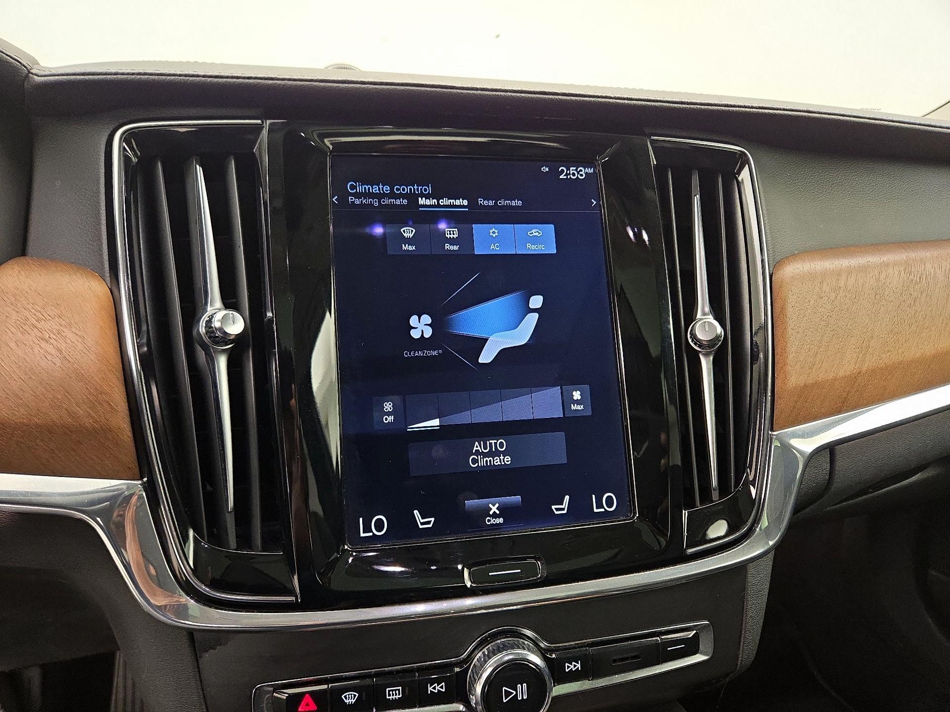 Thumbnail: 2018 Volvo S90 - 17