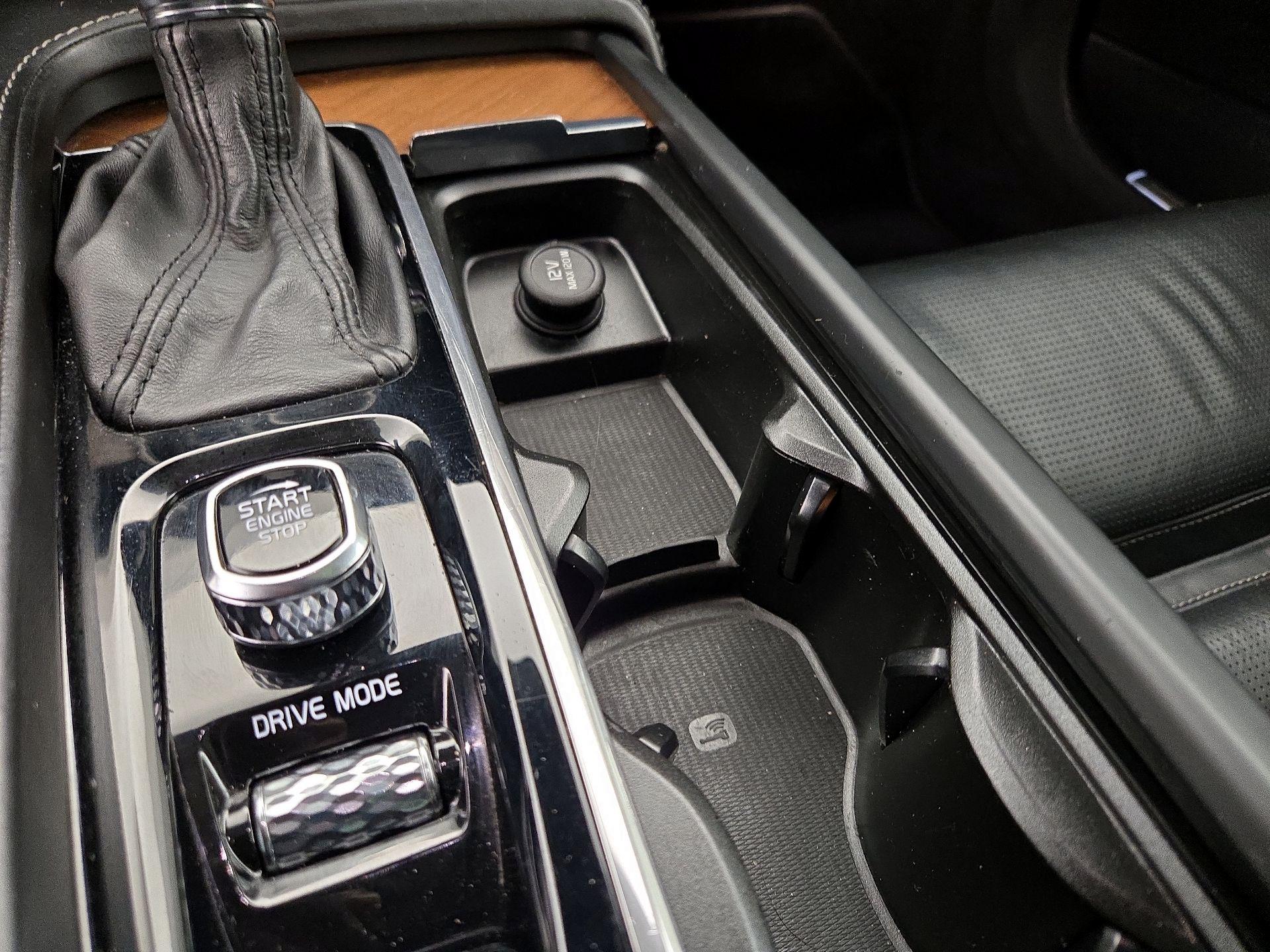 Thumbnail: 2018 Volvo S90 - 19