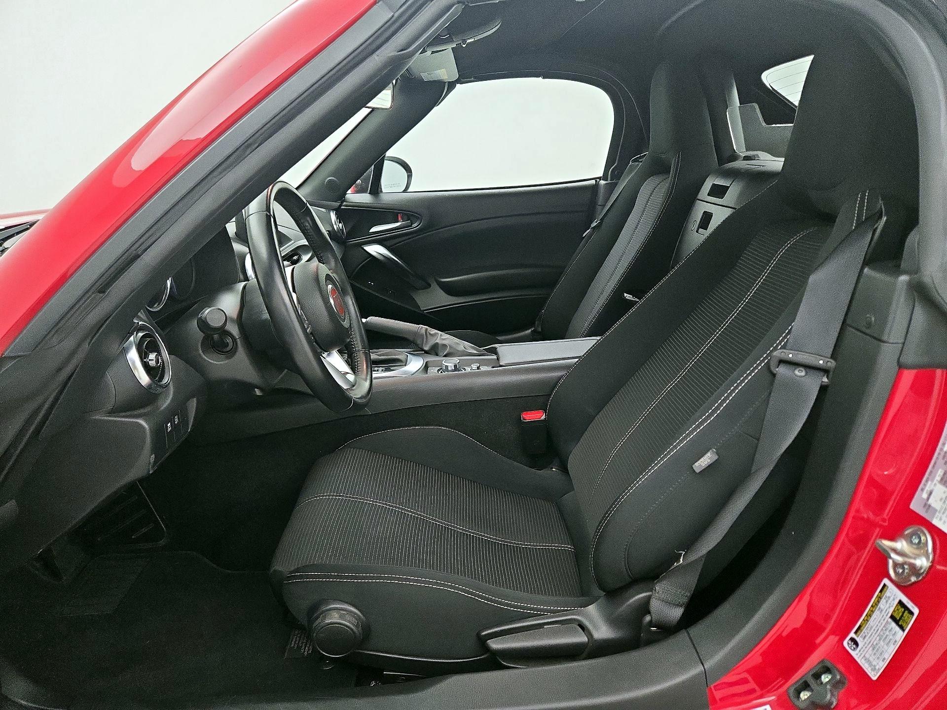 Thumbnail: 2019 Fiat 124 Spider - 11