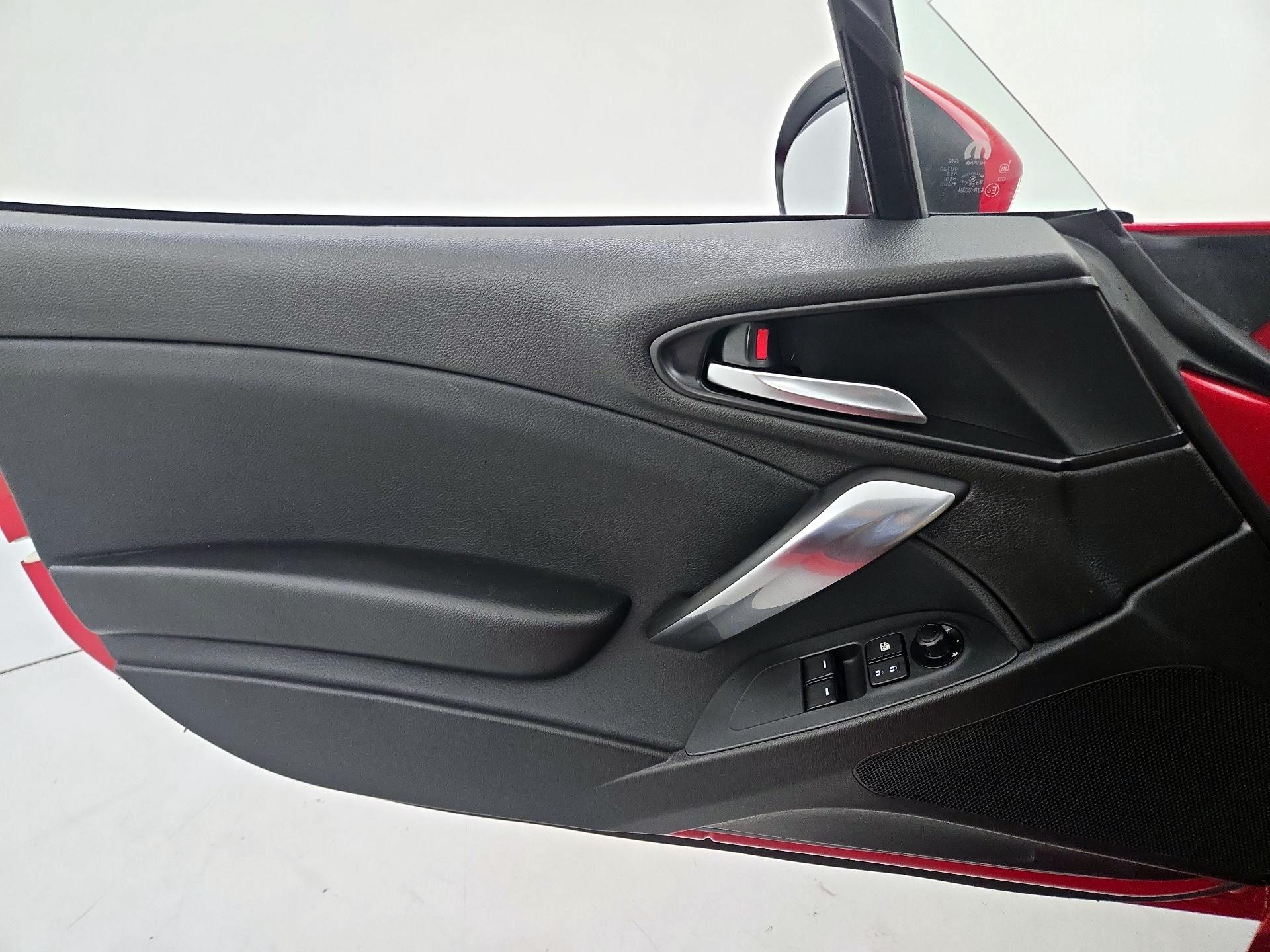 Thumbnail: 2019 Fiat 124 Spider - 12