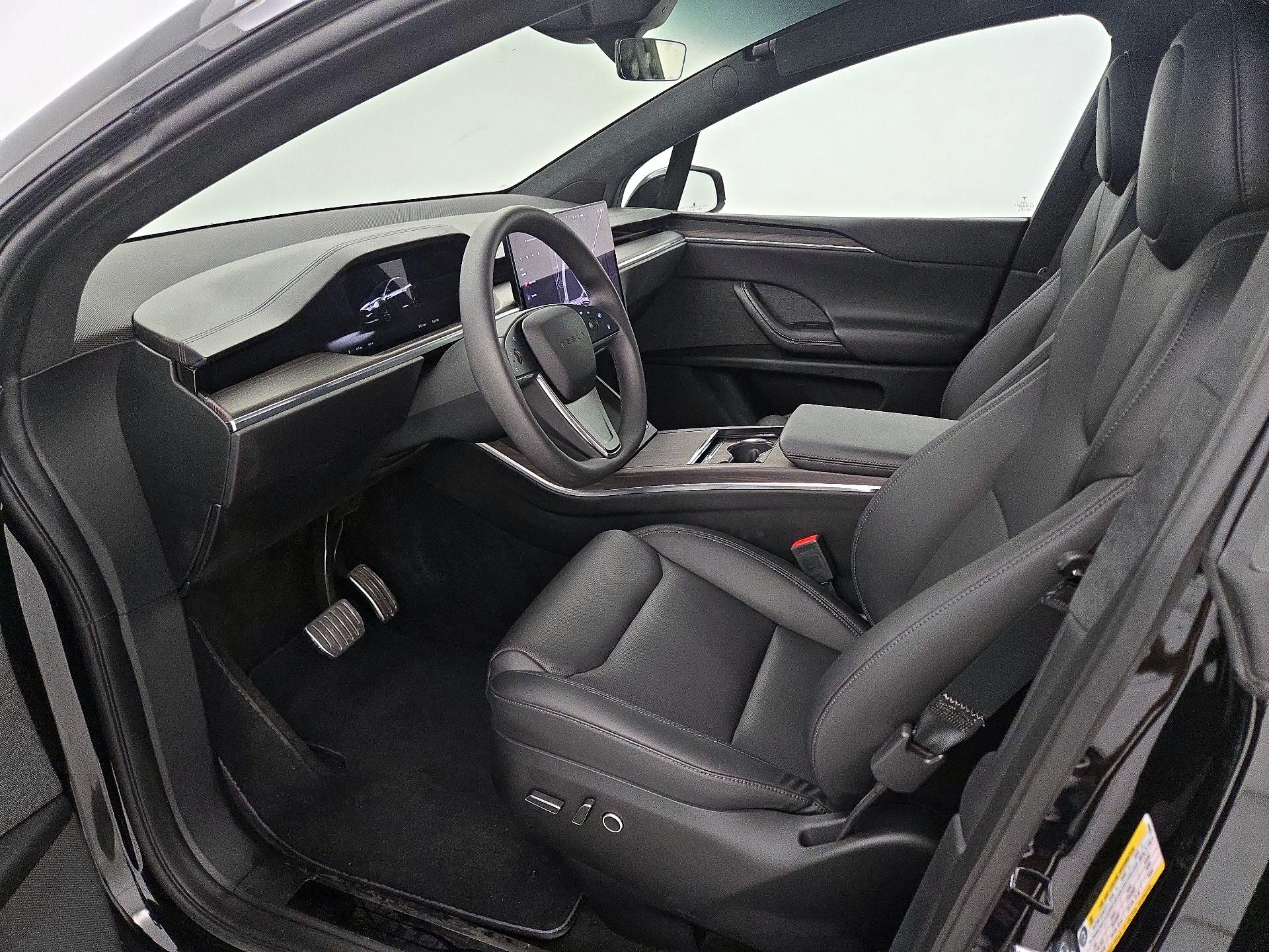 Thumbnail: 2024 Tesla Model X - 11