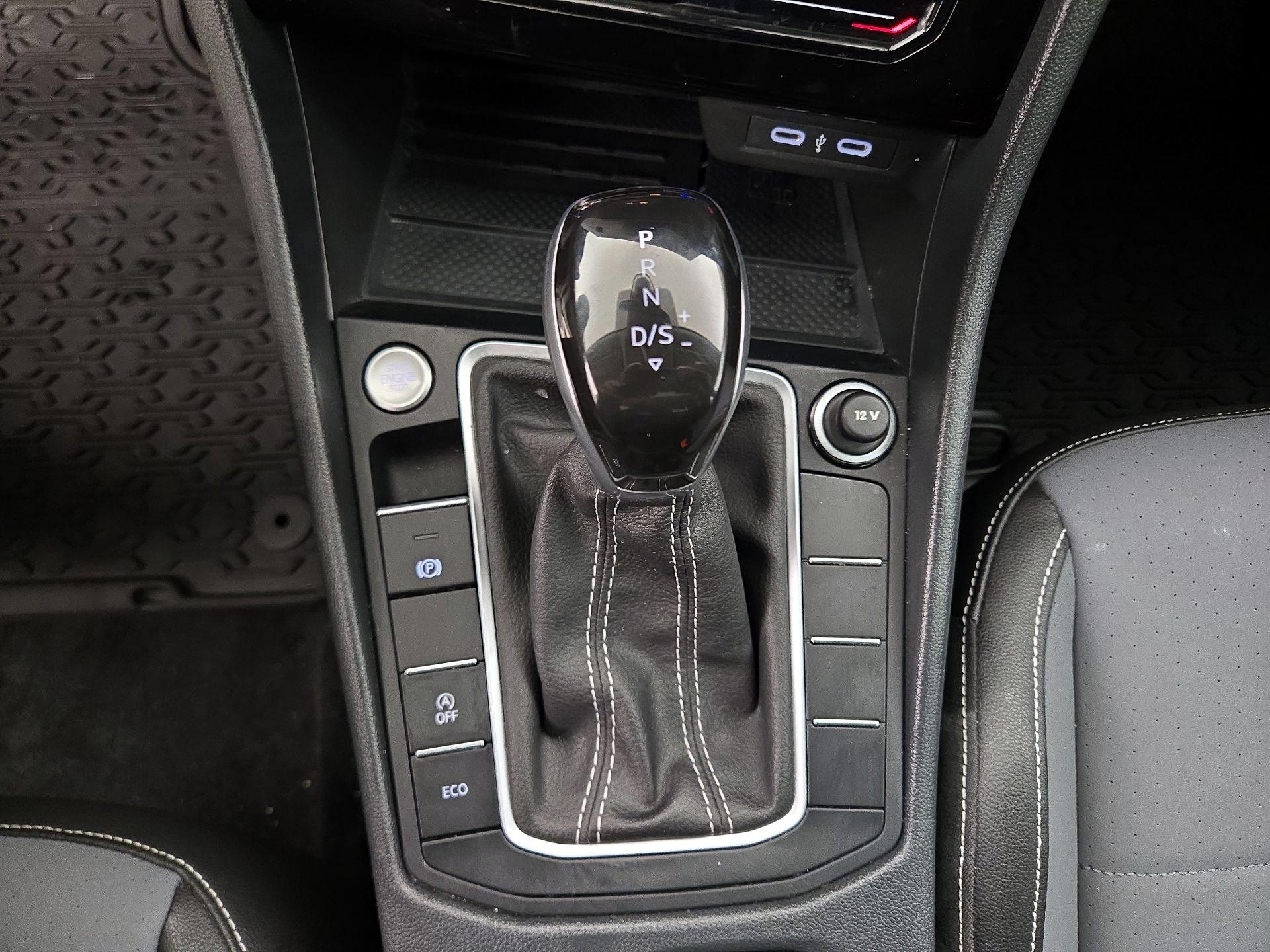 Thumbnail: 2025 Volkswagen Jetta - 17