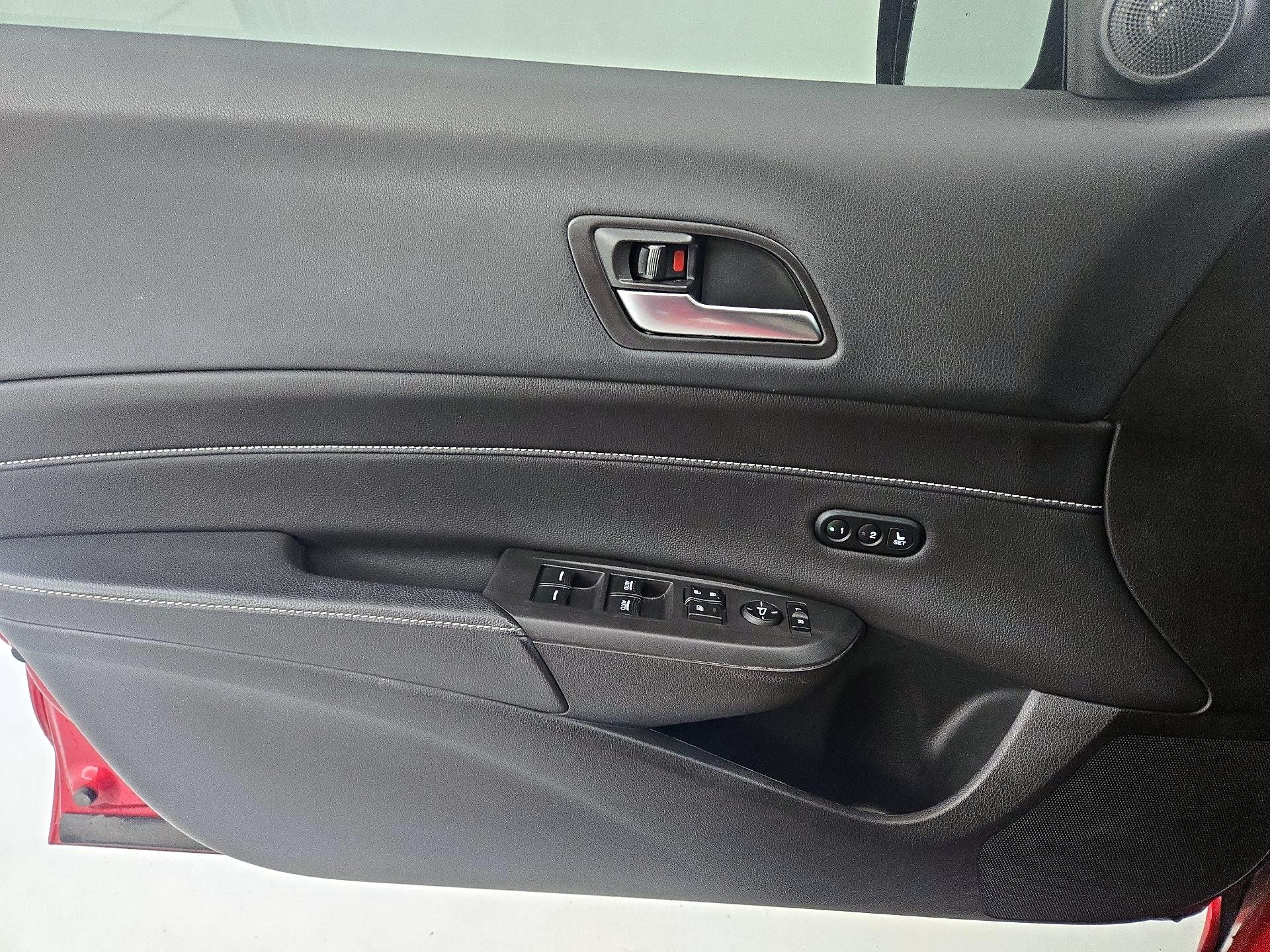 Thumbnail: 2019 Acura ILX - 12