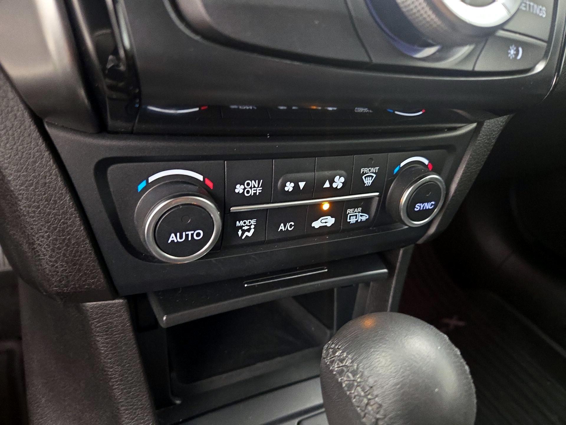 Thumbnail: 2019 Acura ILX - 16