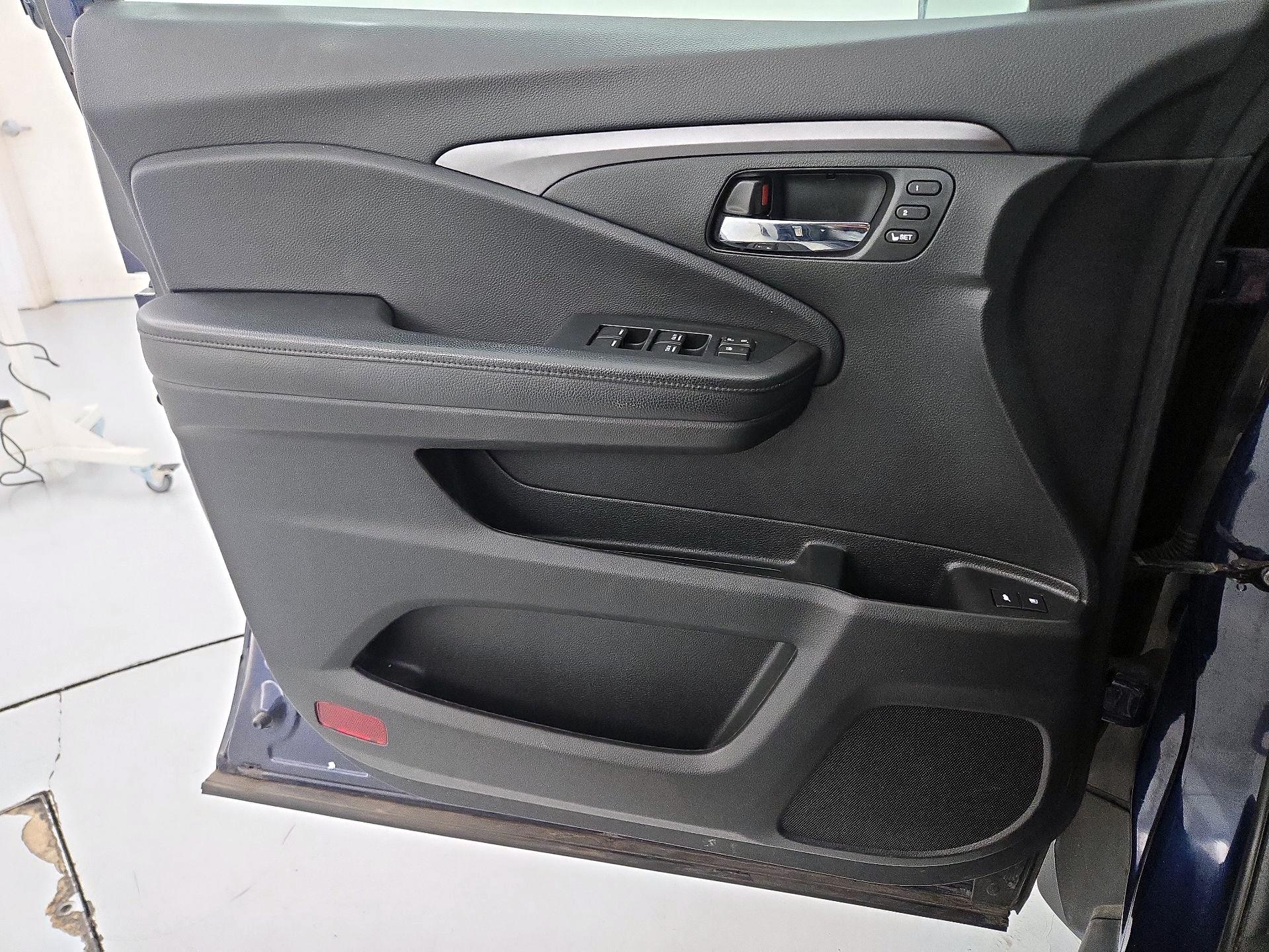 Thumbnail: 2021 Honda Passport - 12