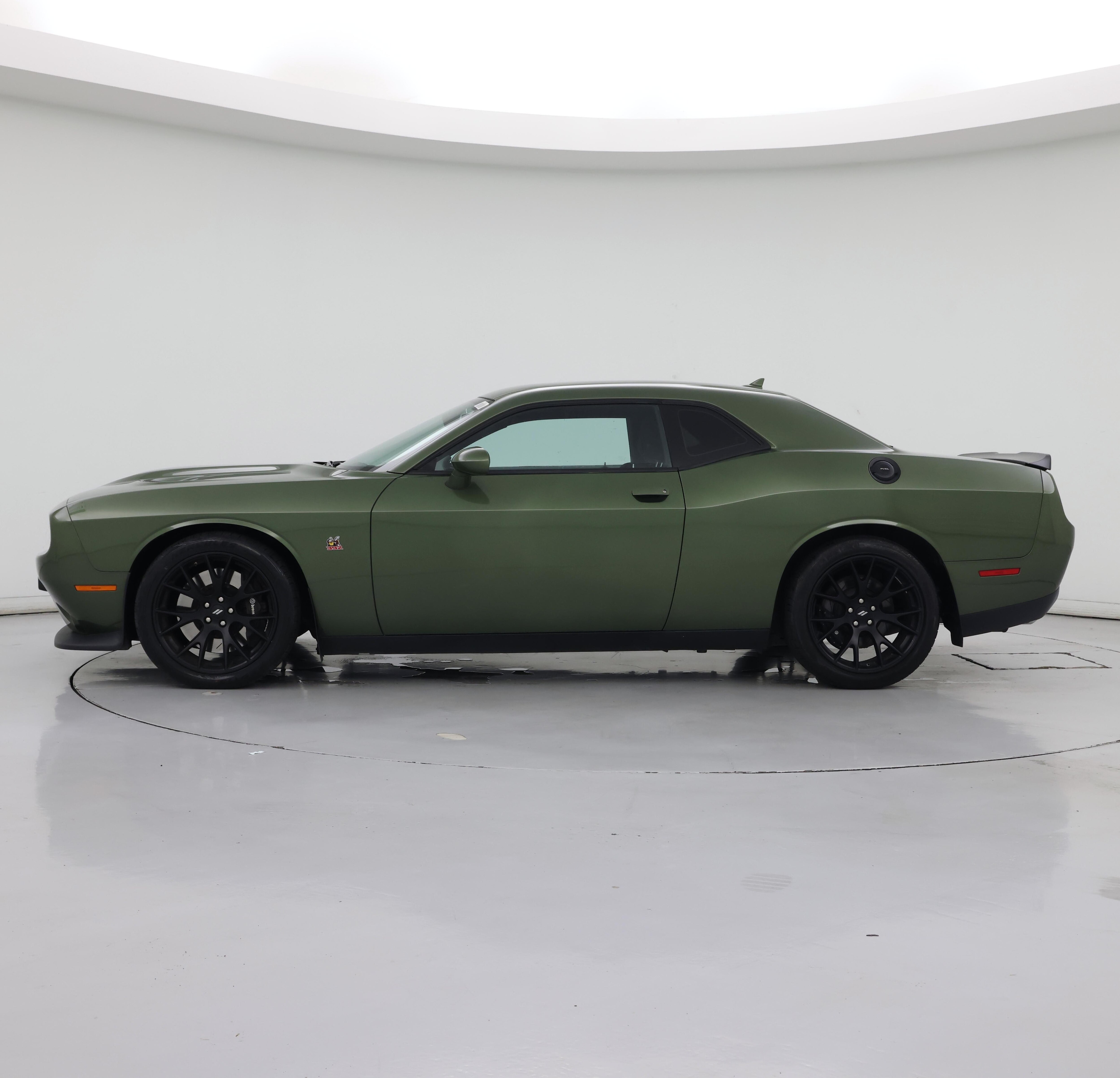 Thumbnail: 2019 Dodge Challenger - 3