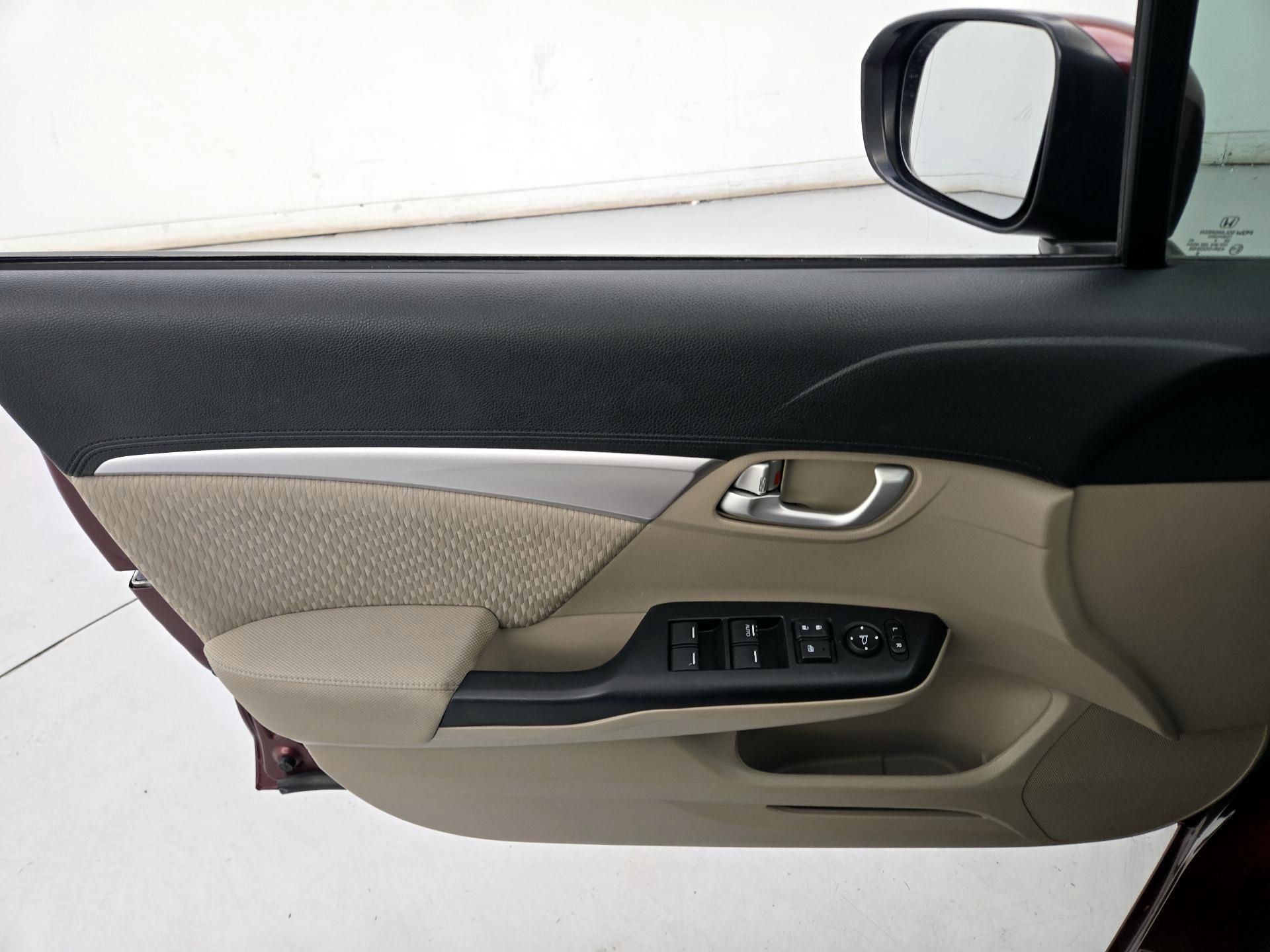 Thumbnail: 2014 Honda Civic - 12