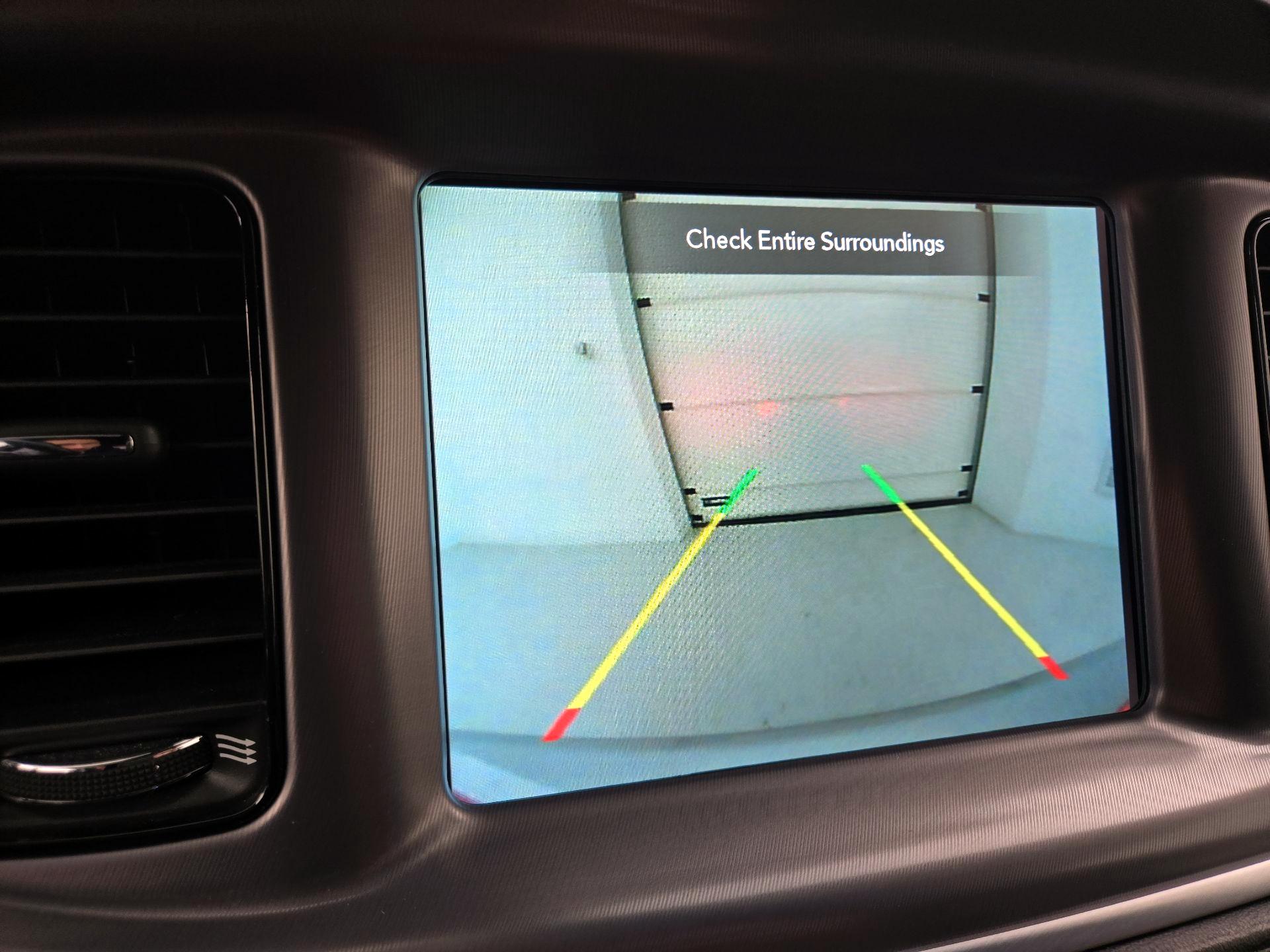 Thumbnail: 2020 Dodge Charger - 13