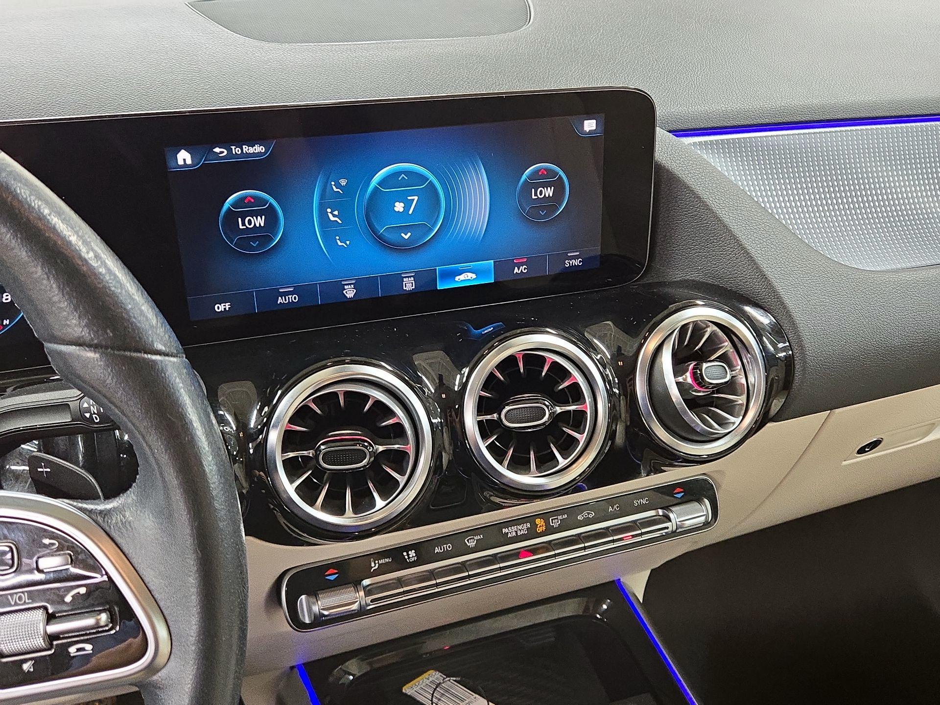 Thumbnail: 2023 Mercedes-Benz GLA - 16