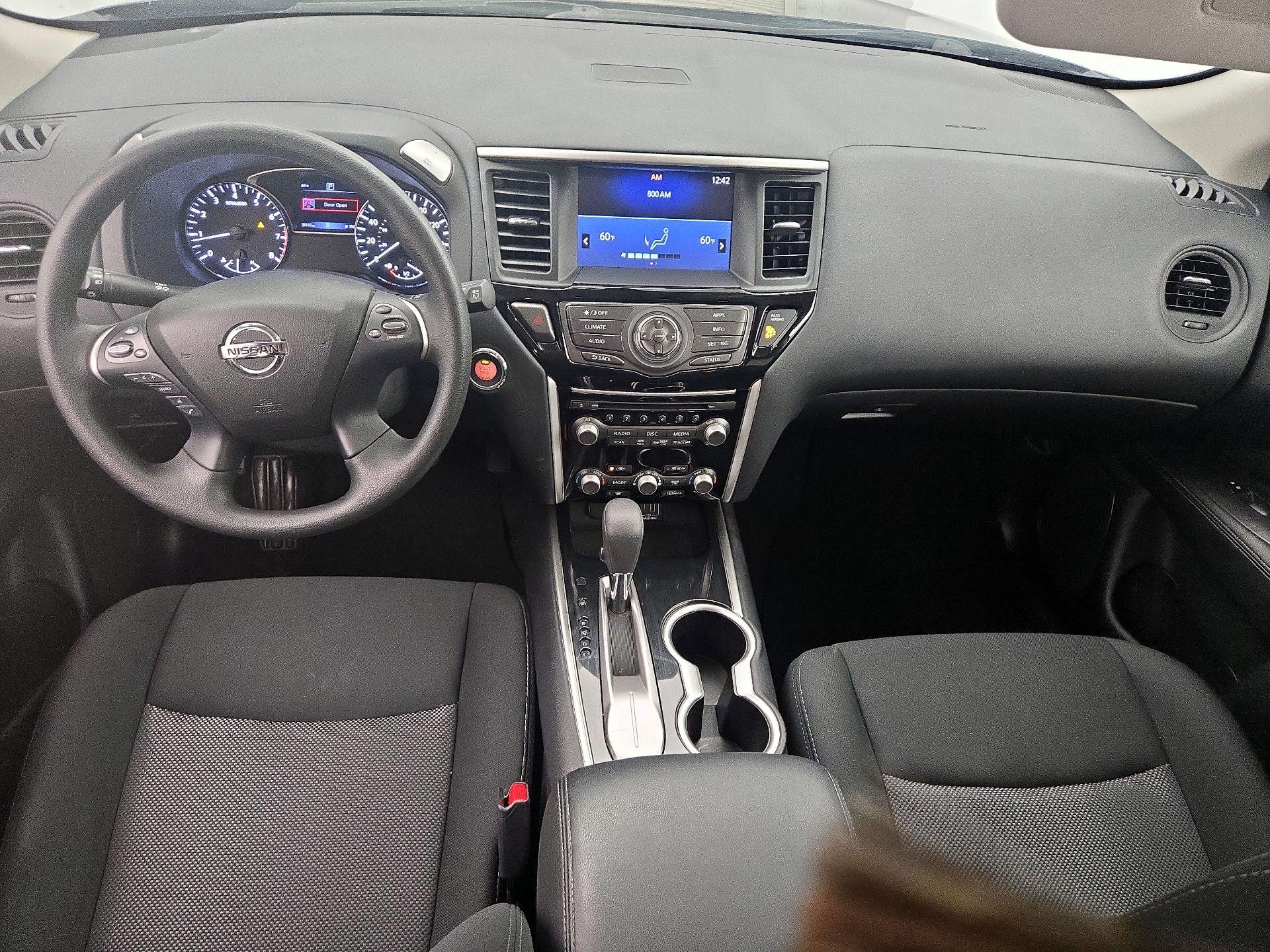 Thumbnail: 2020 Nissan Pathfinder - 9