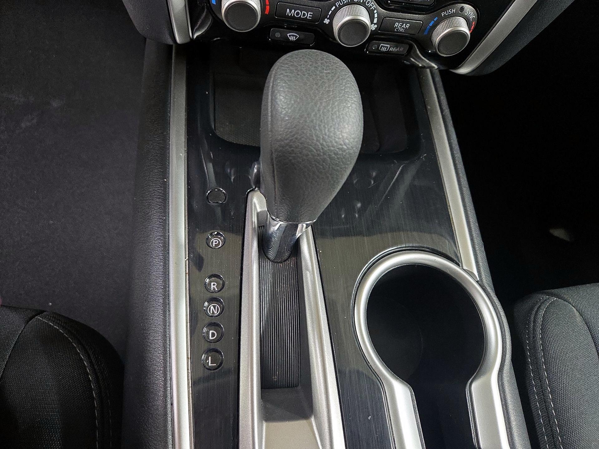 Thumbnail: 2020 Nissan Pathfinder - 17