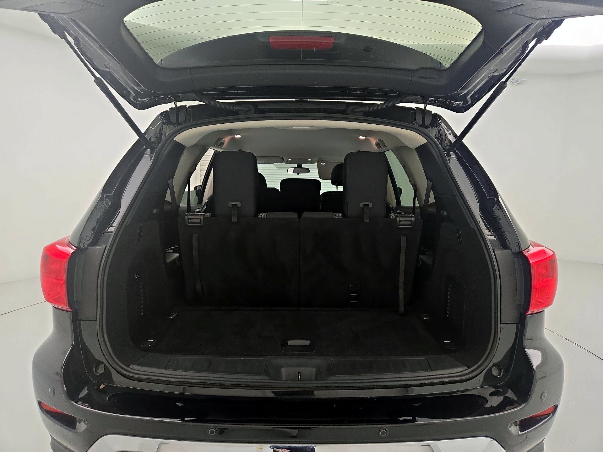 Thumbnail: 2020 Nissan Pathfinder - 20