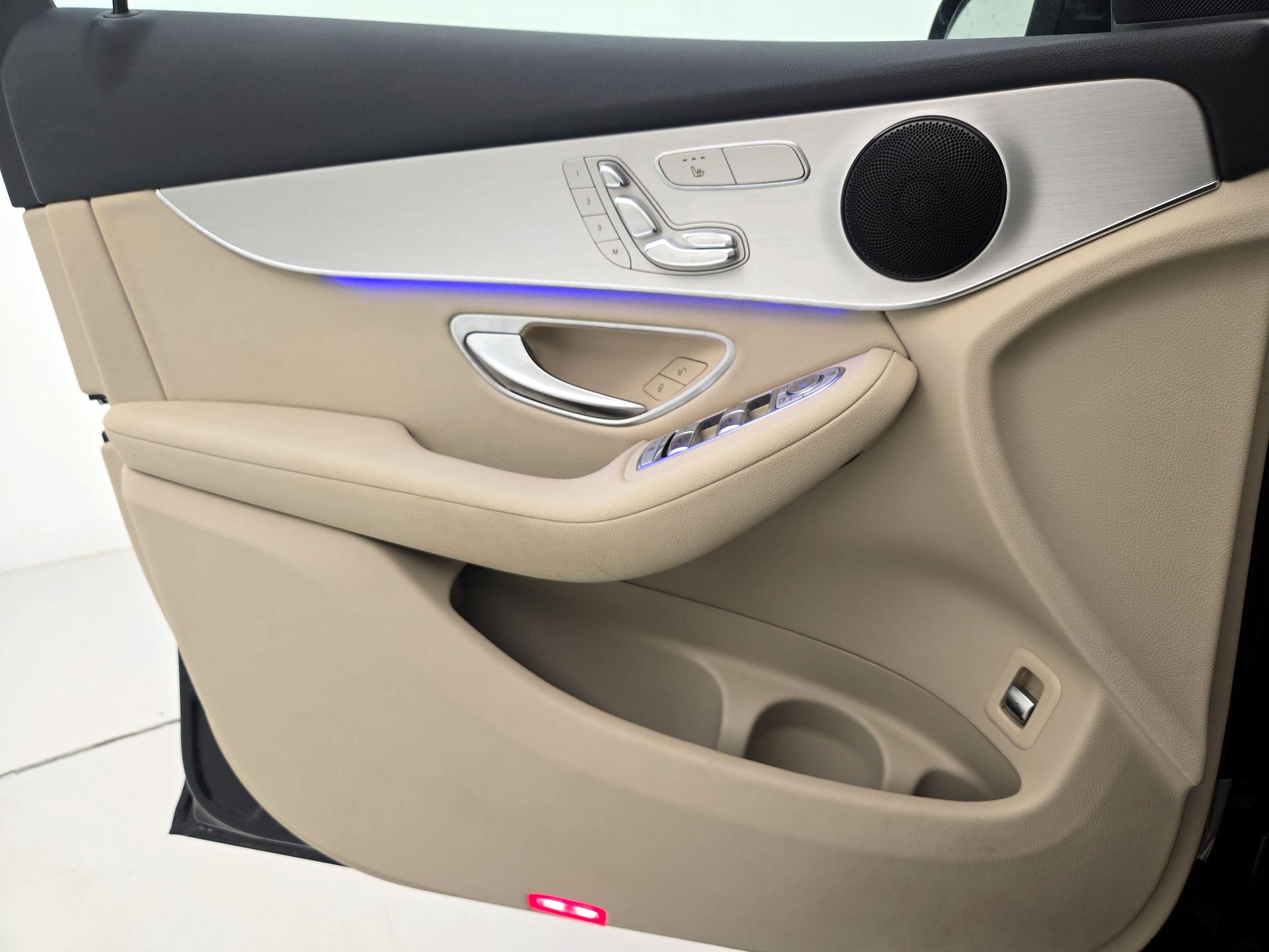 Thumbnail: 2022 Mercedes-Benz GLC - 12