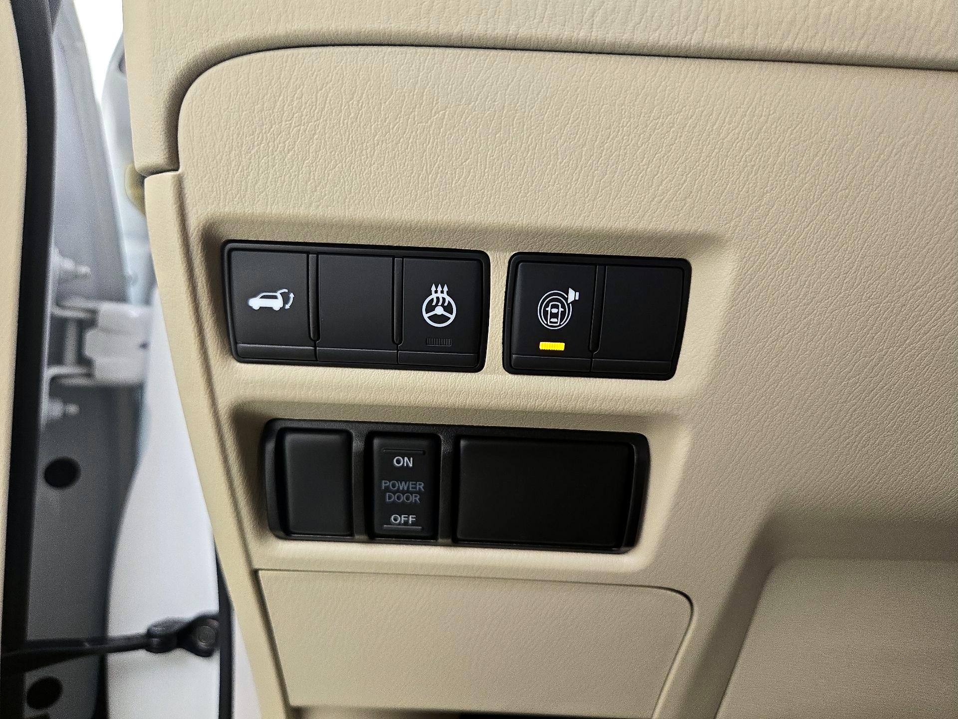 Thumbnail: 2023 INFINITI QX80 - 13