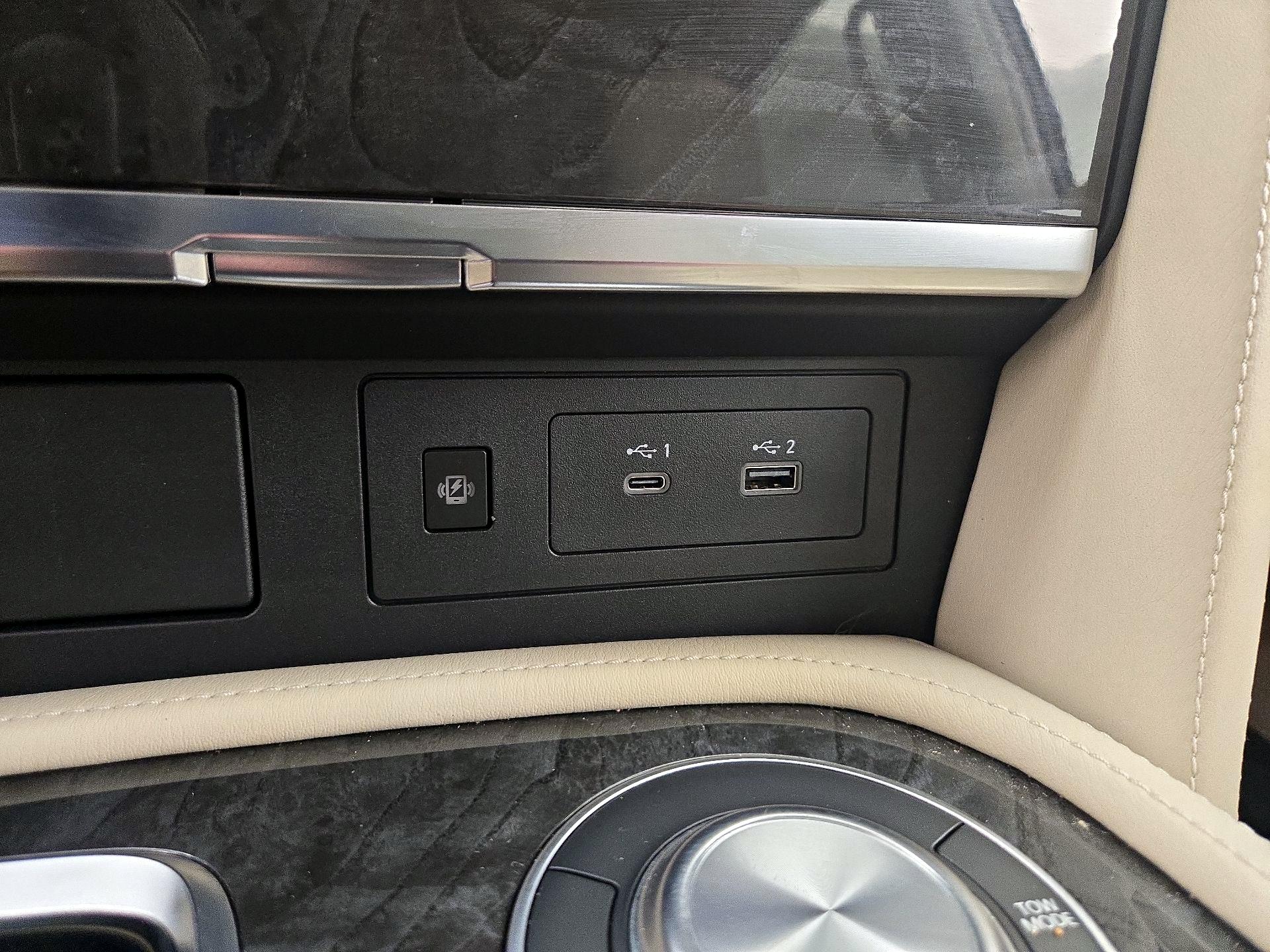 Thumbnail: 2023 INFINITI QX80 - 18