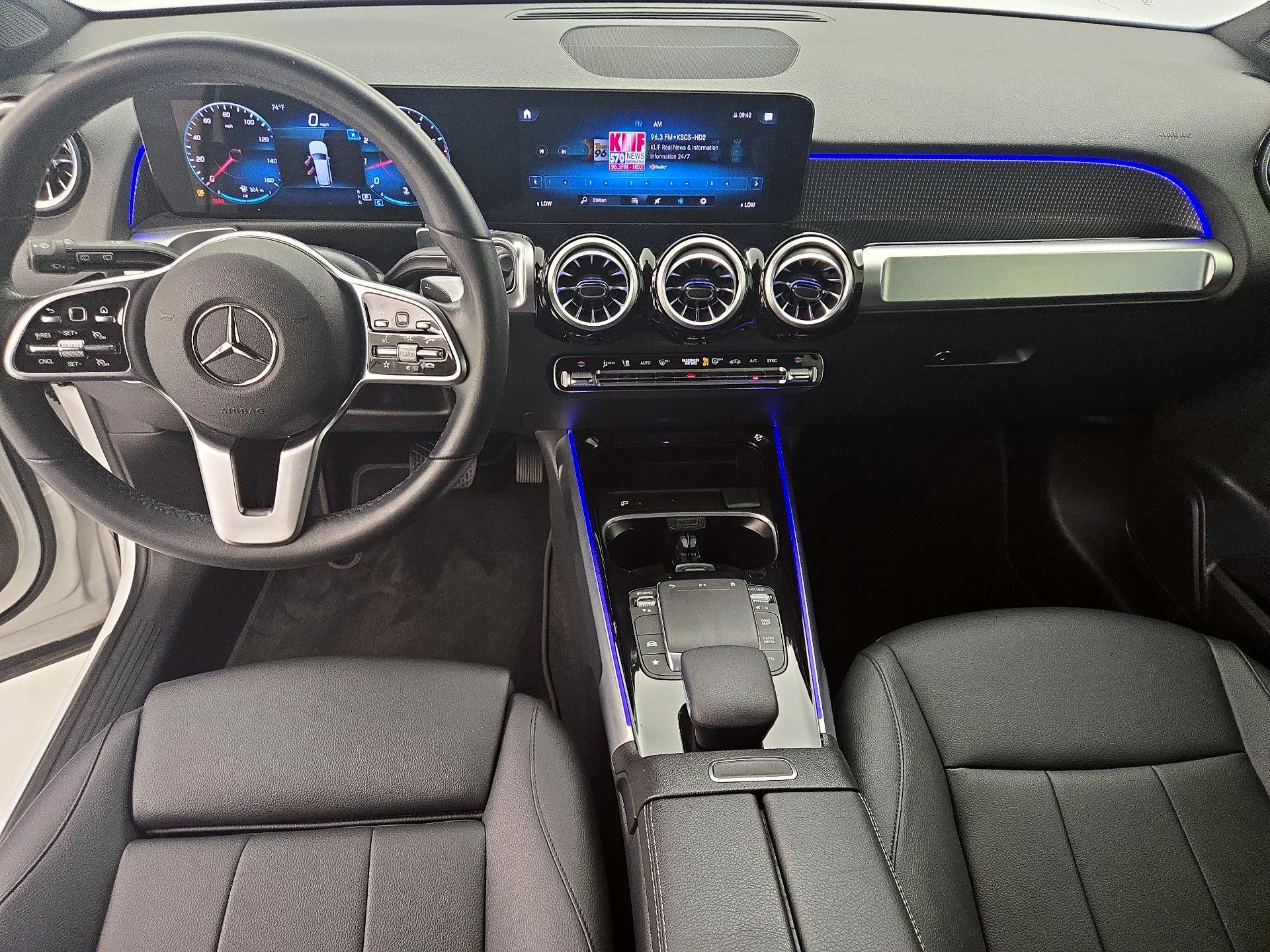 Thumbnail: 2022 Mercedes-Benz GLB - 9