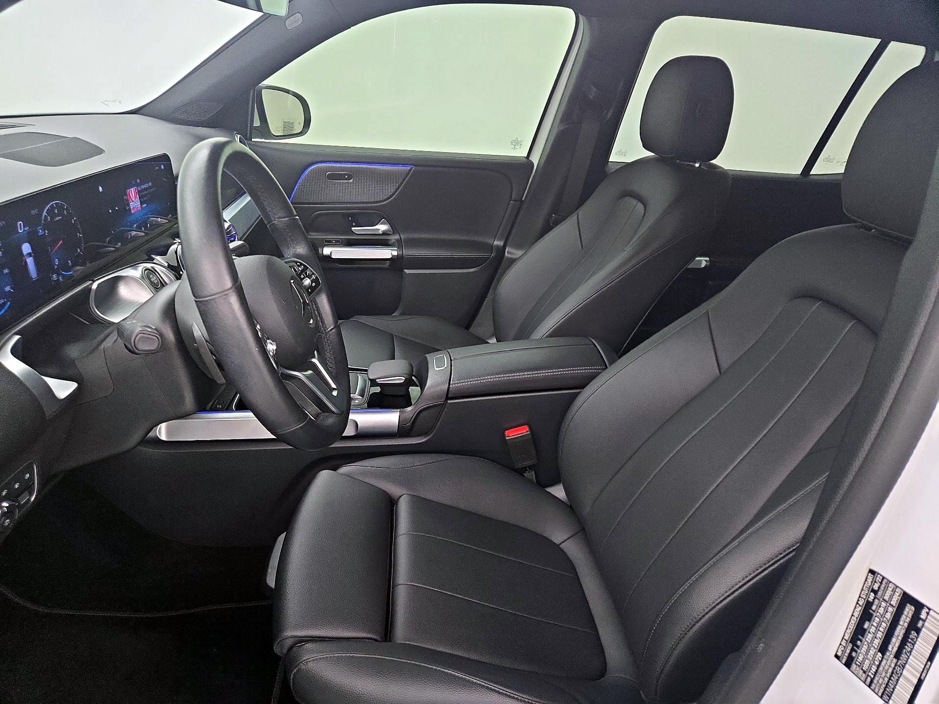 Thumbnail: 2022 Mercedes-Benz GLB - 11