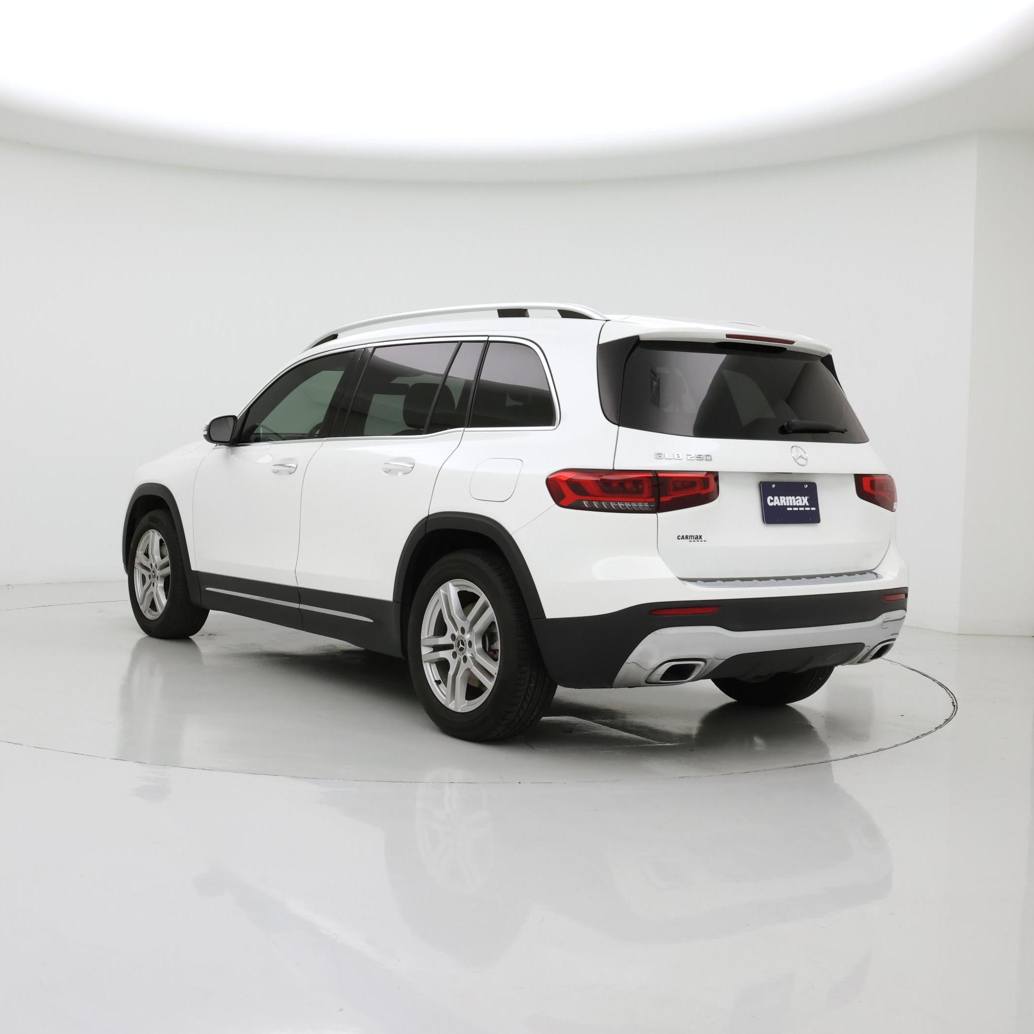 Thumbnail: 2022 Mercedes-Benz GLB - 2