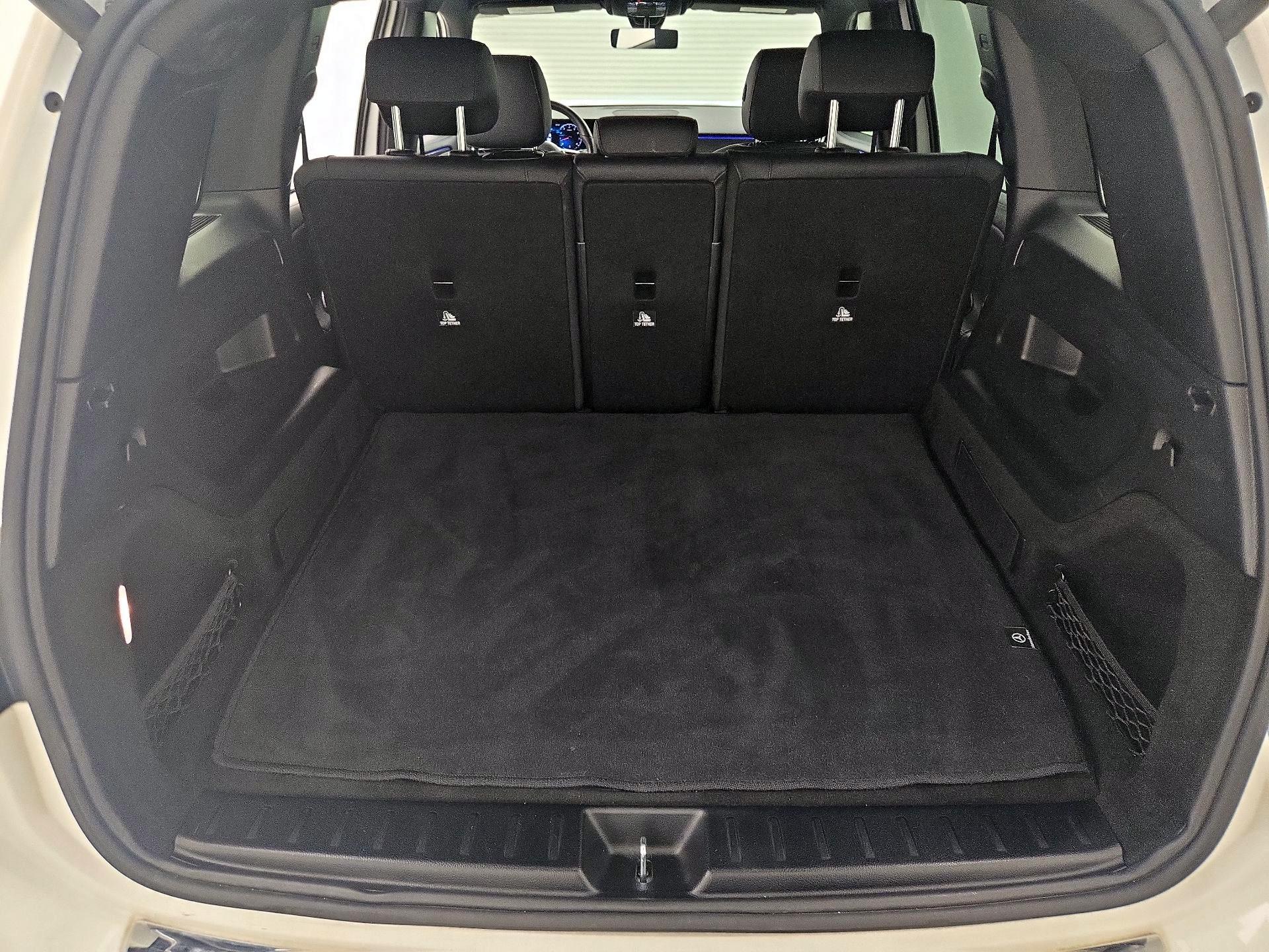 Thumbnail: 2022 Mercedes-Benz GLB - 20