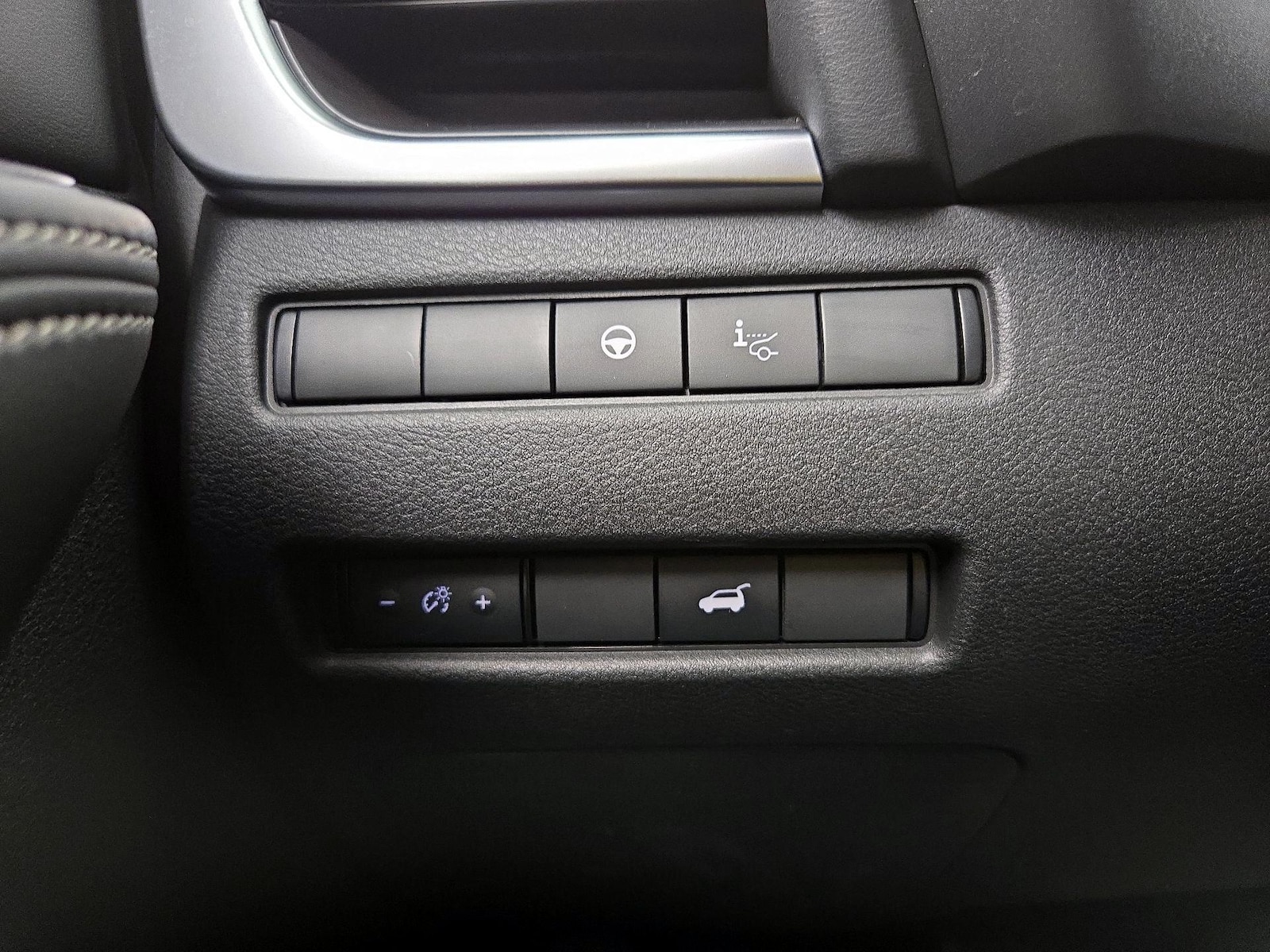 2023 Nissan Rogue Platinum - Photo 14