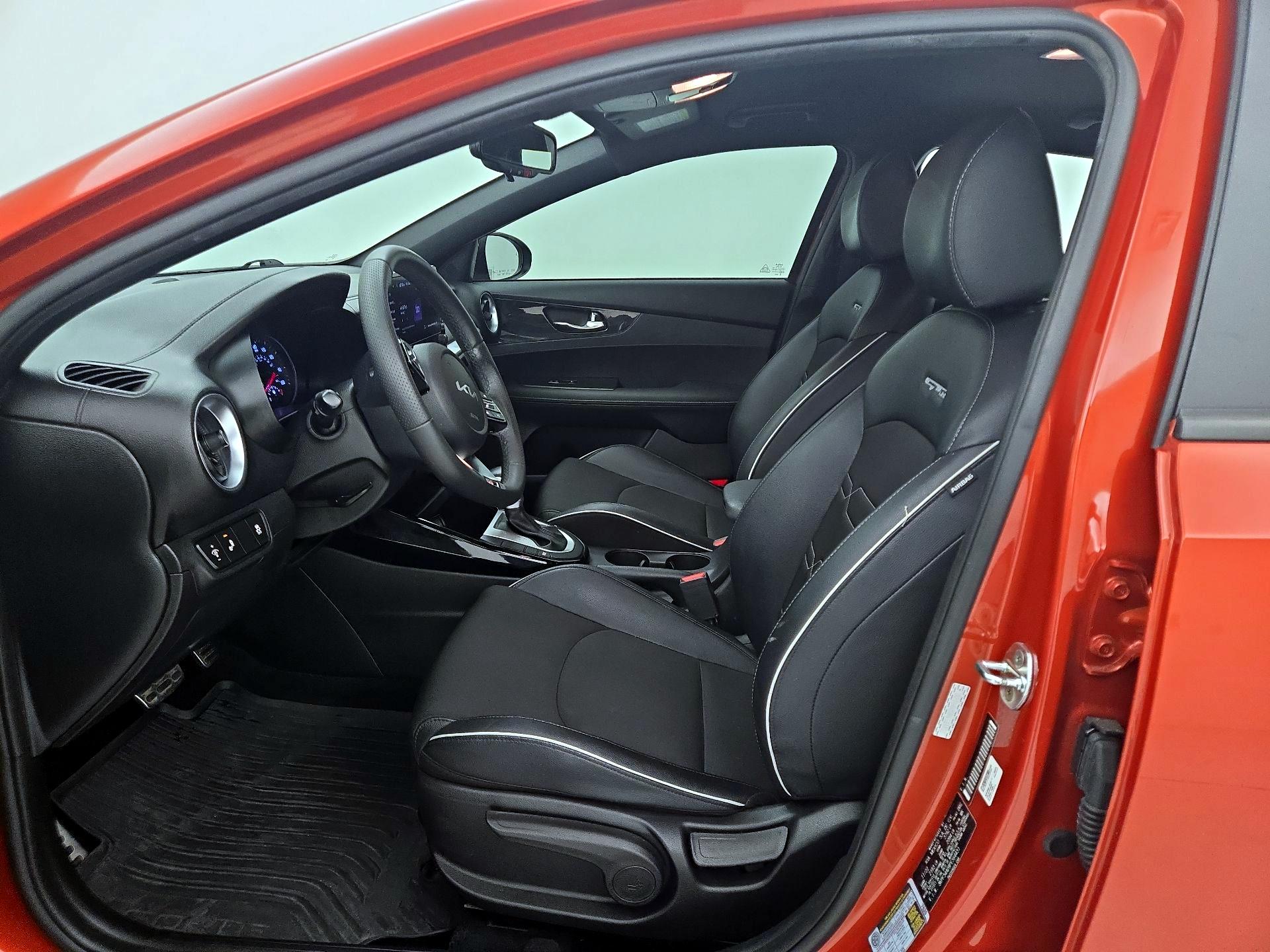 Thumbnail: 2023 Kia Forte - 11