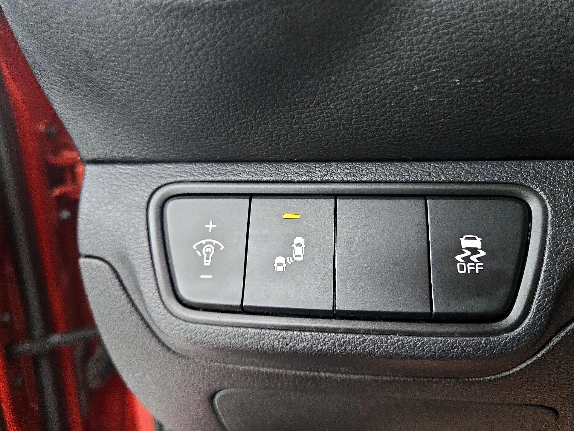 Thumbnail: 2023 Kia Forte - 13