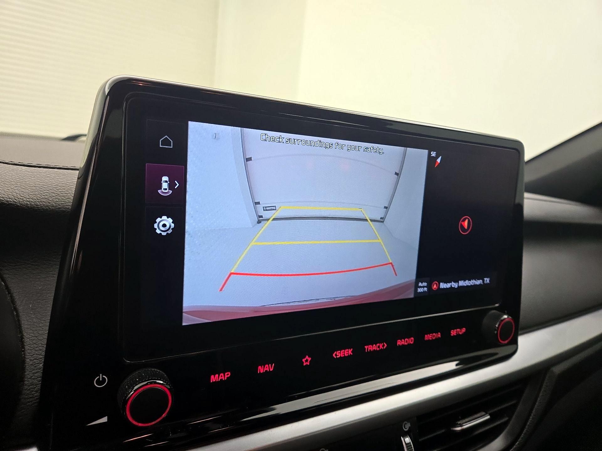 Thumbnail: 2023 Kia Forte - 15