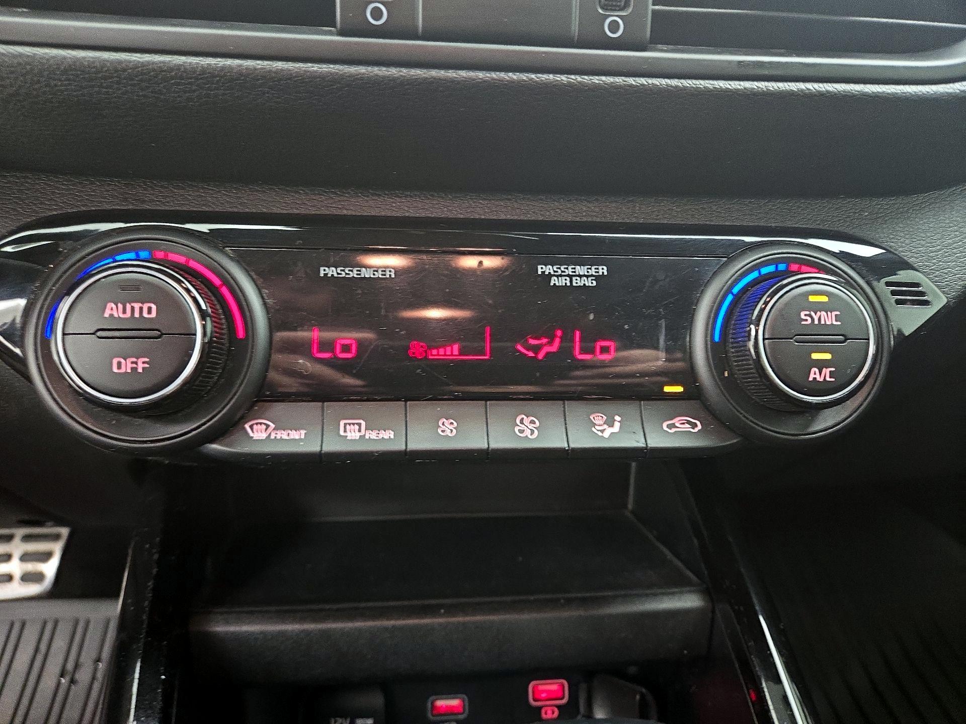 Thumbnail: 2023 Kia Forte - 17