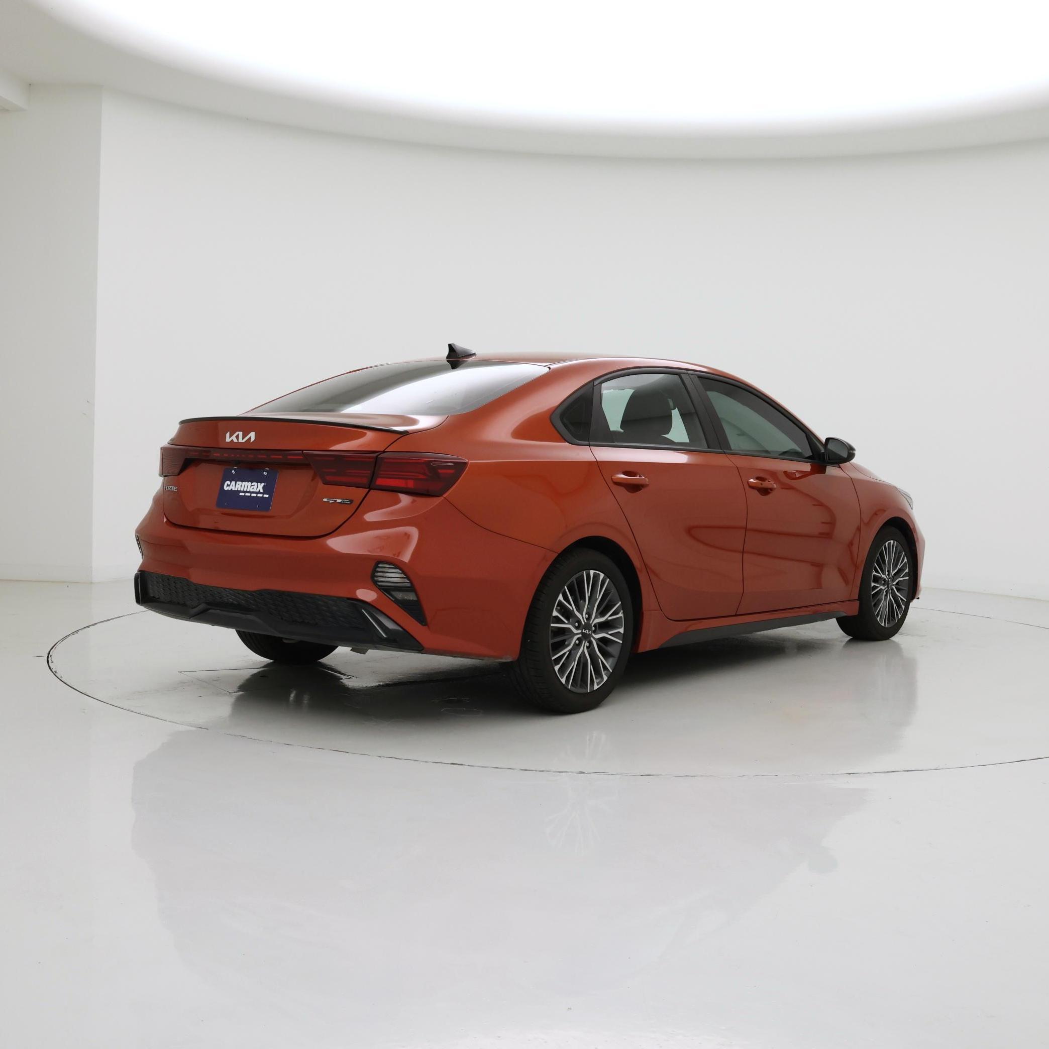 Thumbnail: 2023 Kia Forte - 8