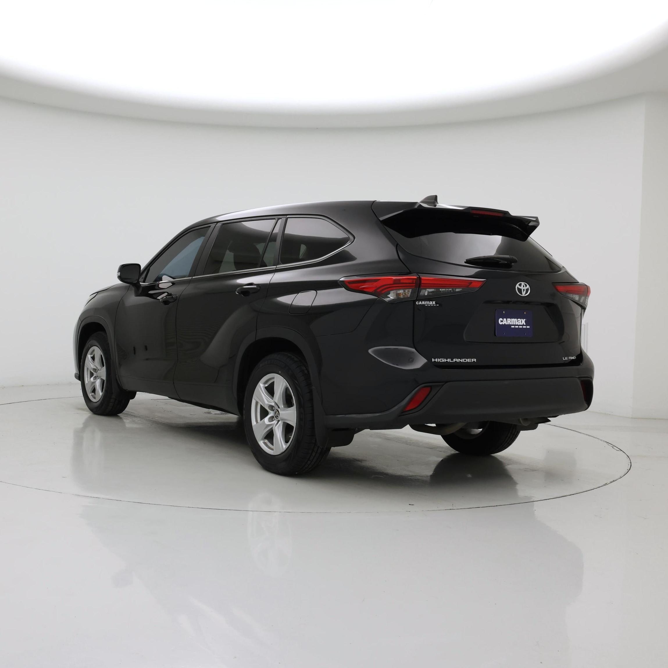 Thumbnail: 2023 Toyota Highlander - 2