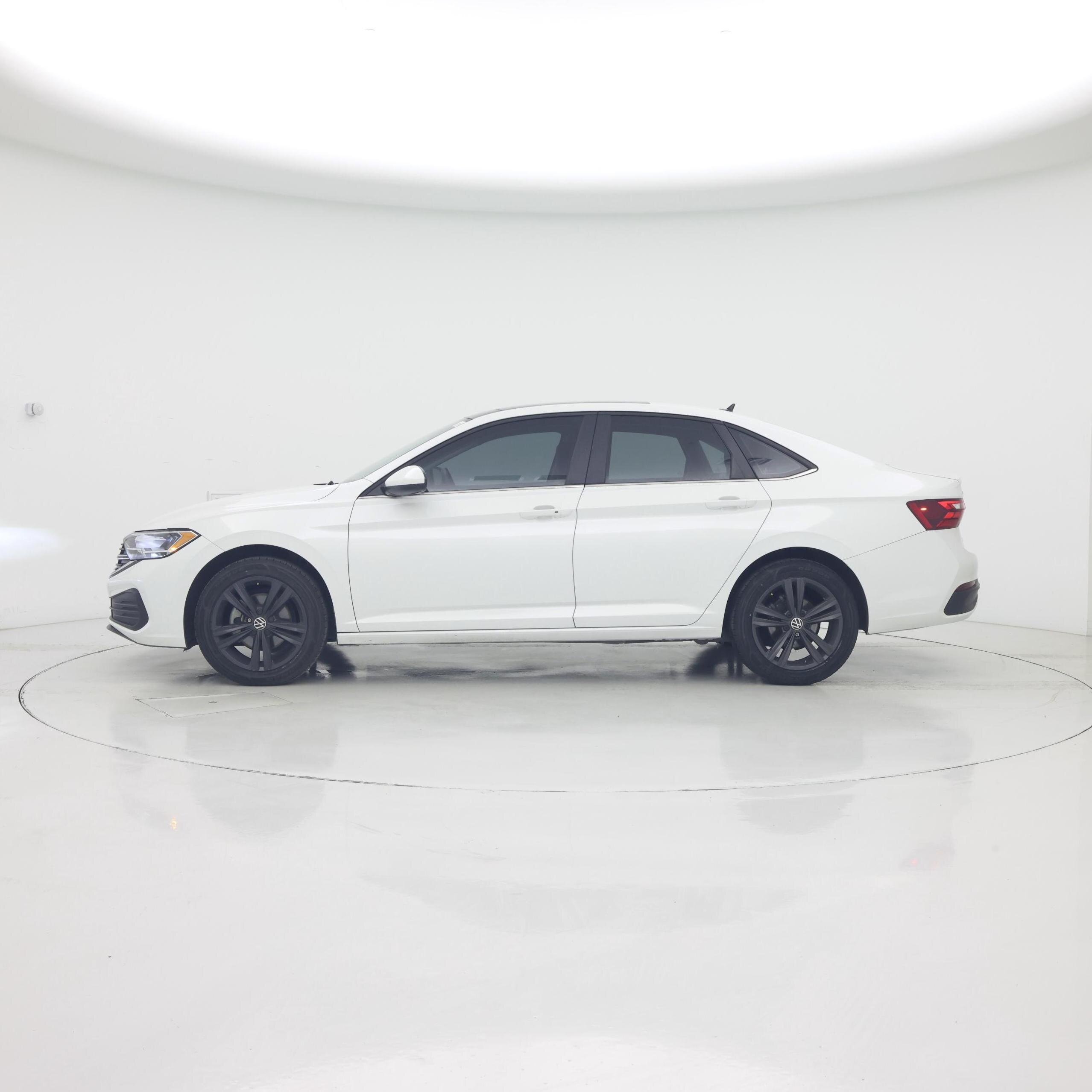 Thumbnail: 2023 Volkswagen Jetta - 3