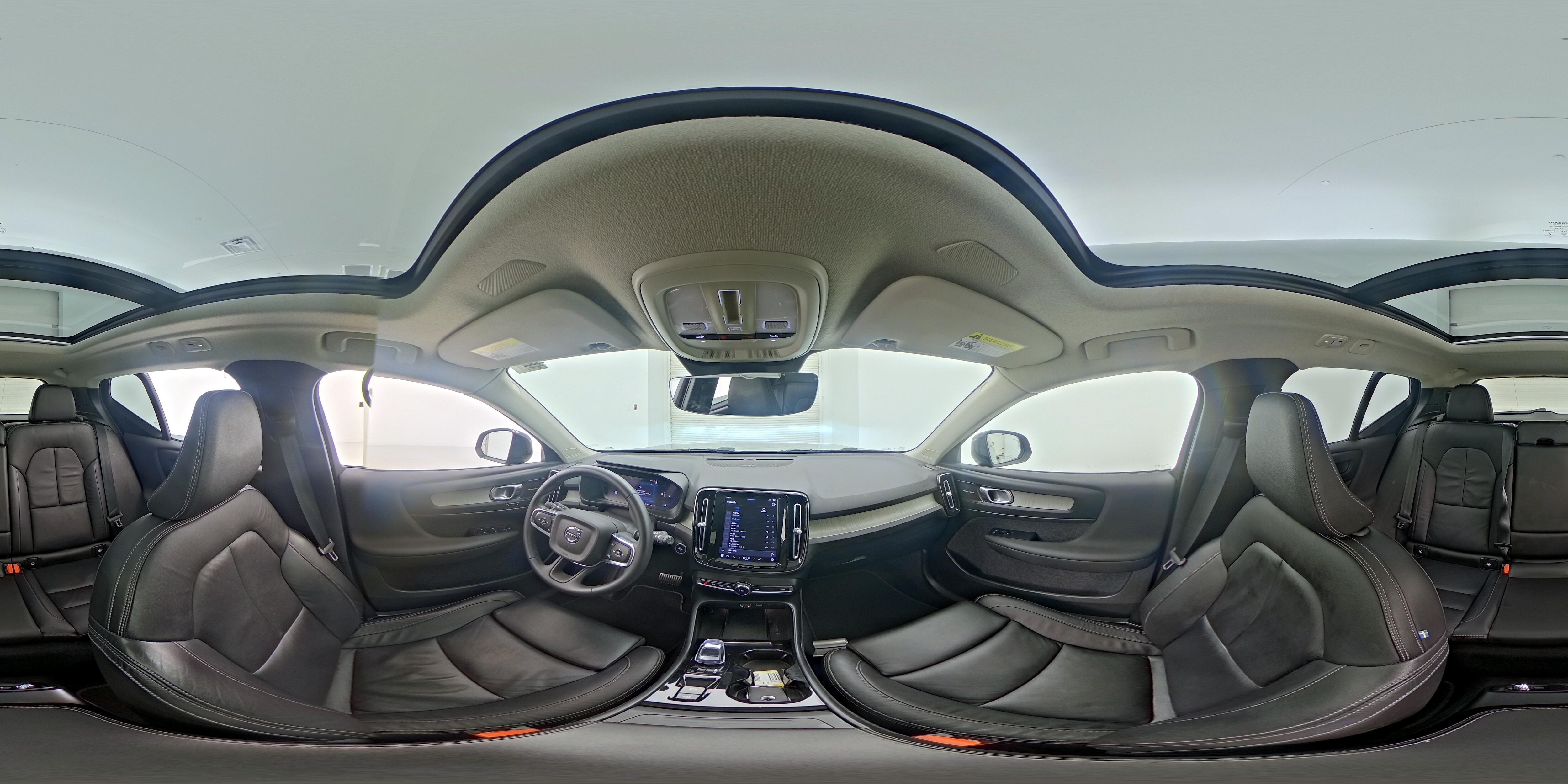 2023 Volvo XC40 Ultimate - Photo 24