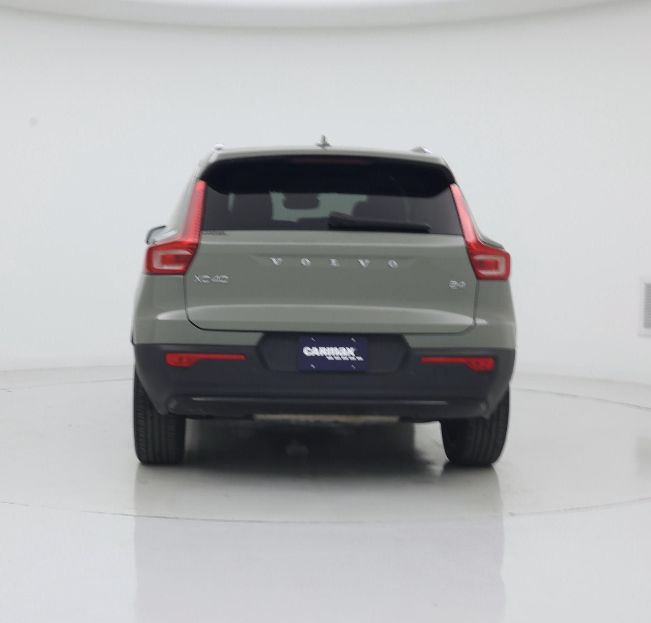 Thumbnail: 2023 Volvo XC40 - 6