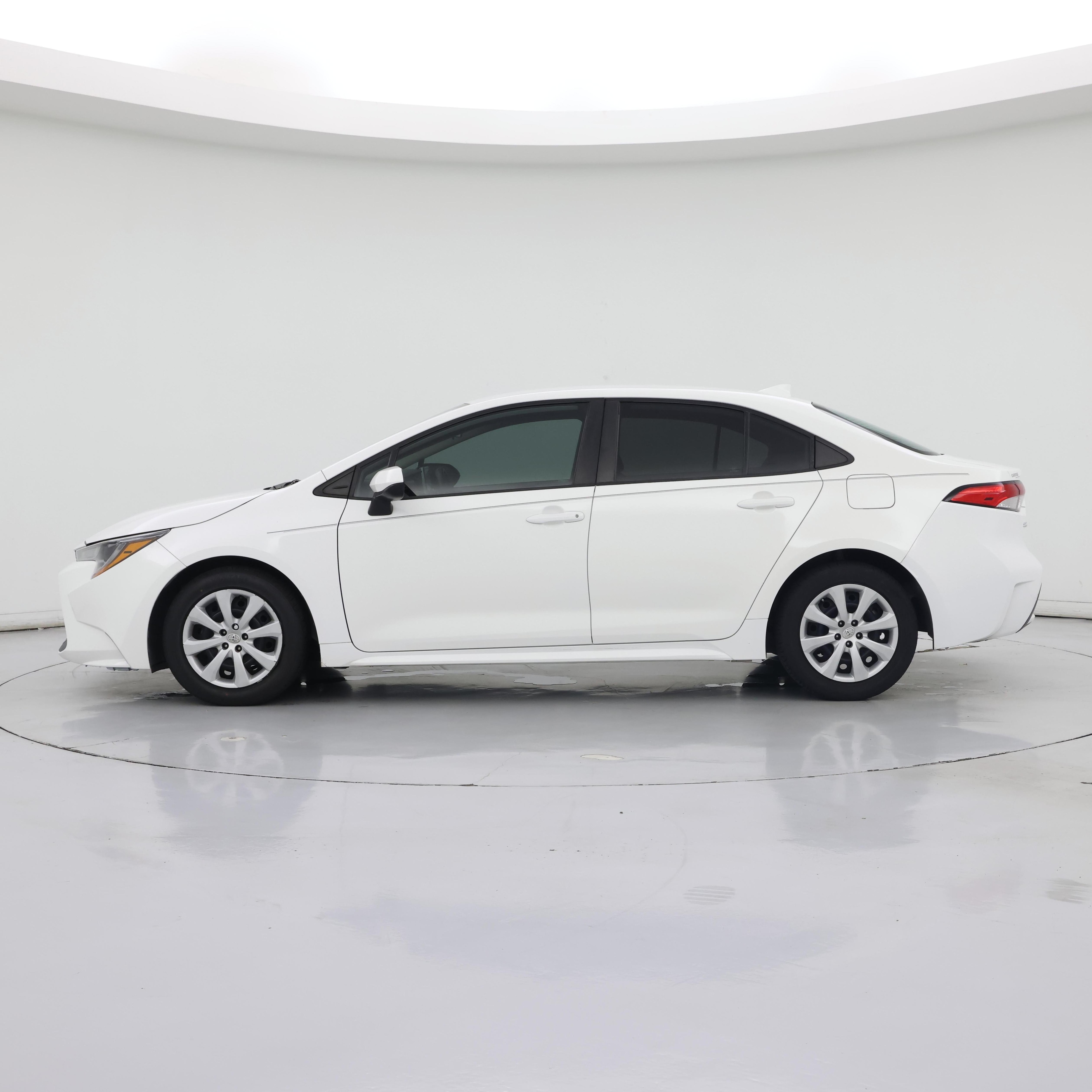 Thumbnail: 2021 Toyota Corolla - 3