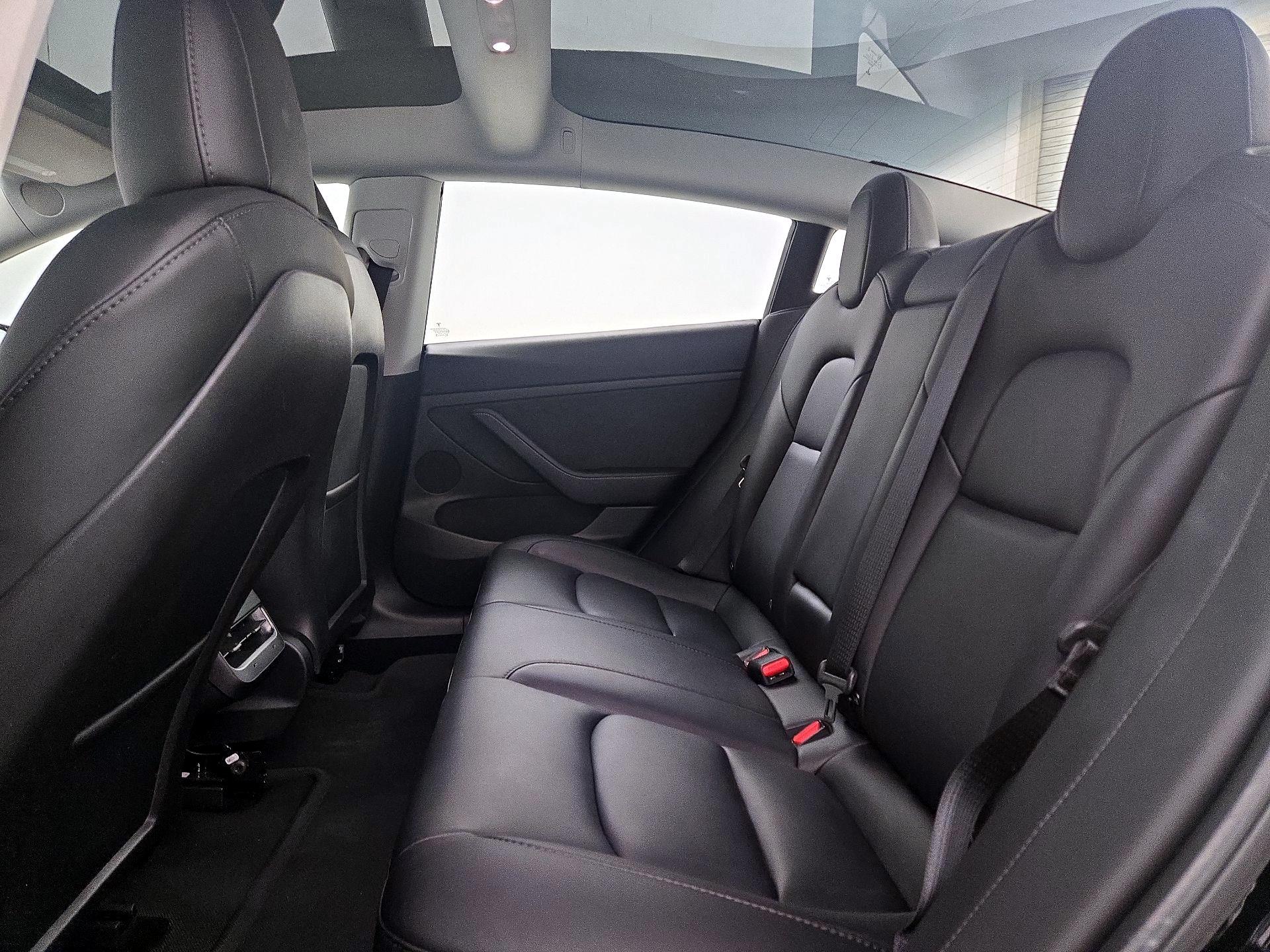 Thumbnail: 2023 Tesla Model 3 - 20